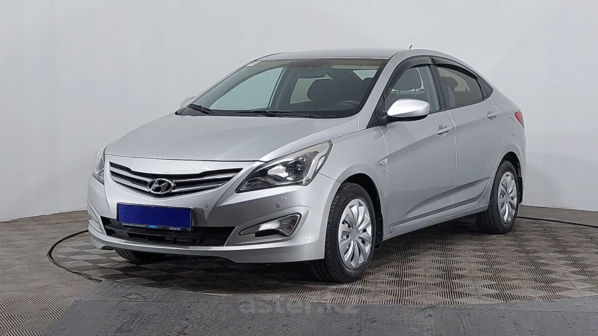 Hyundai Accent 2015