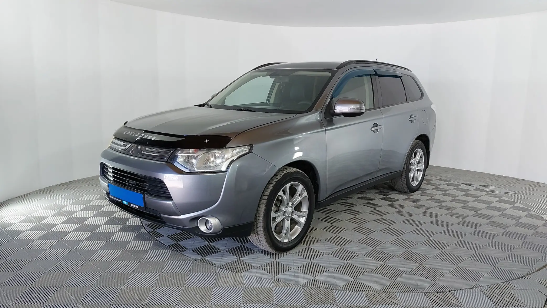 Mitsubishi Outlander 2013