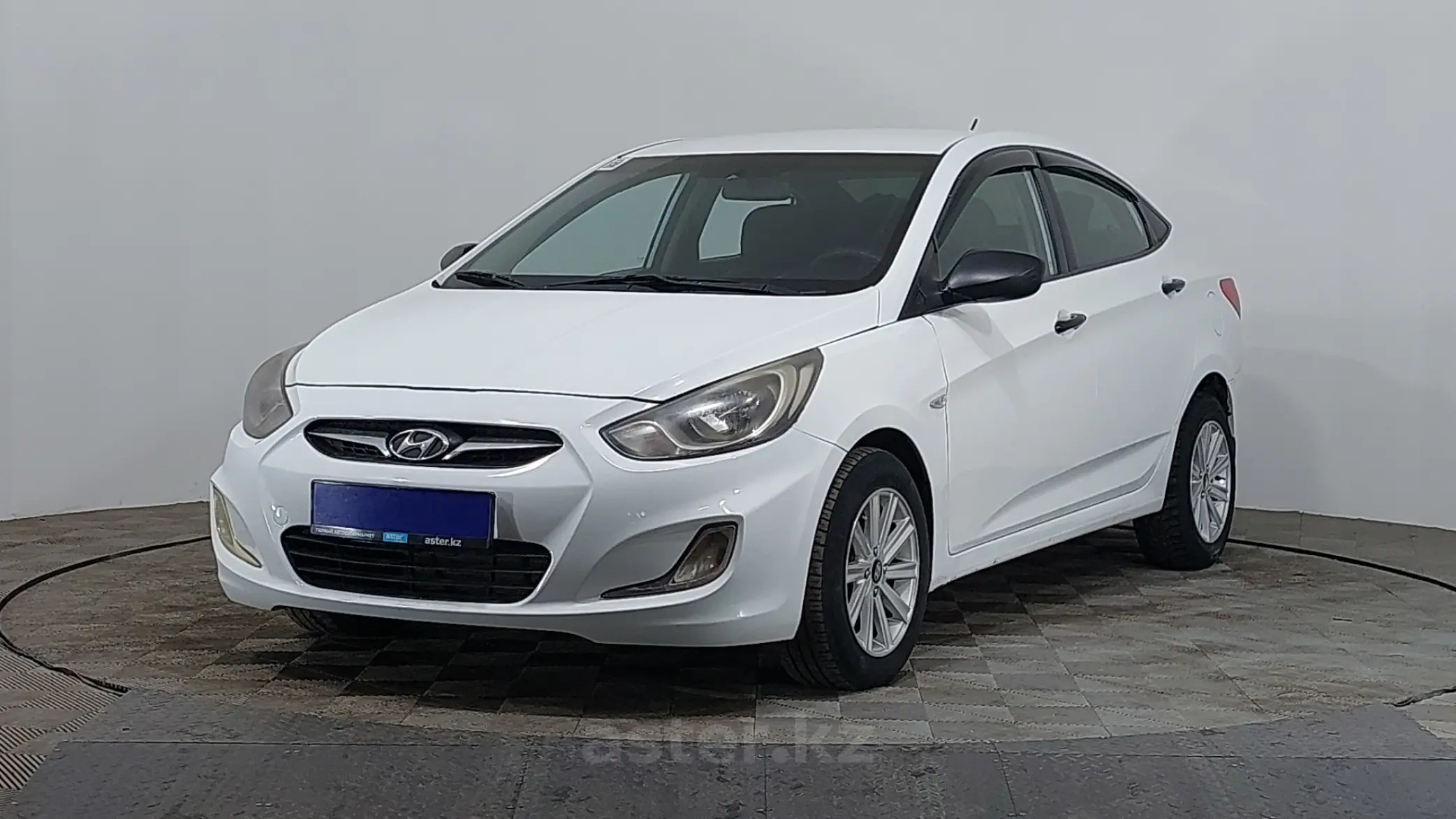 Hyundai Accent 2014