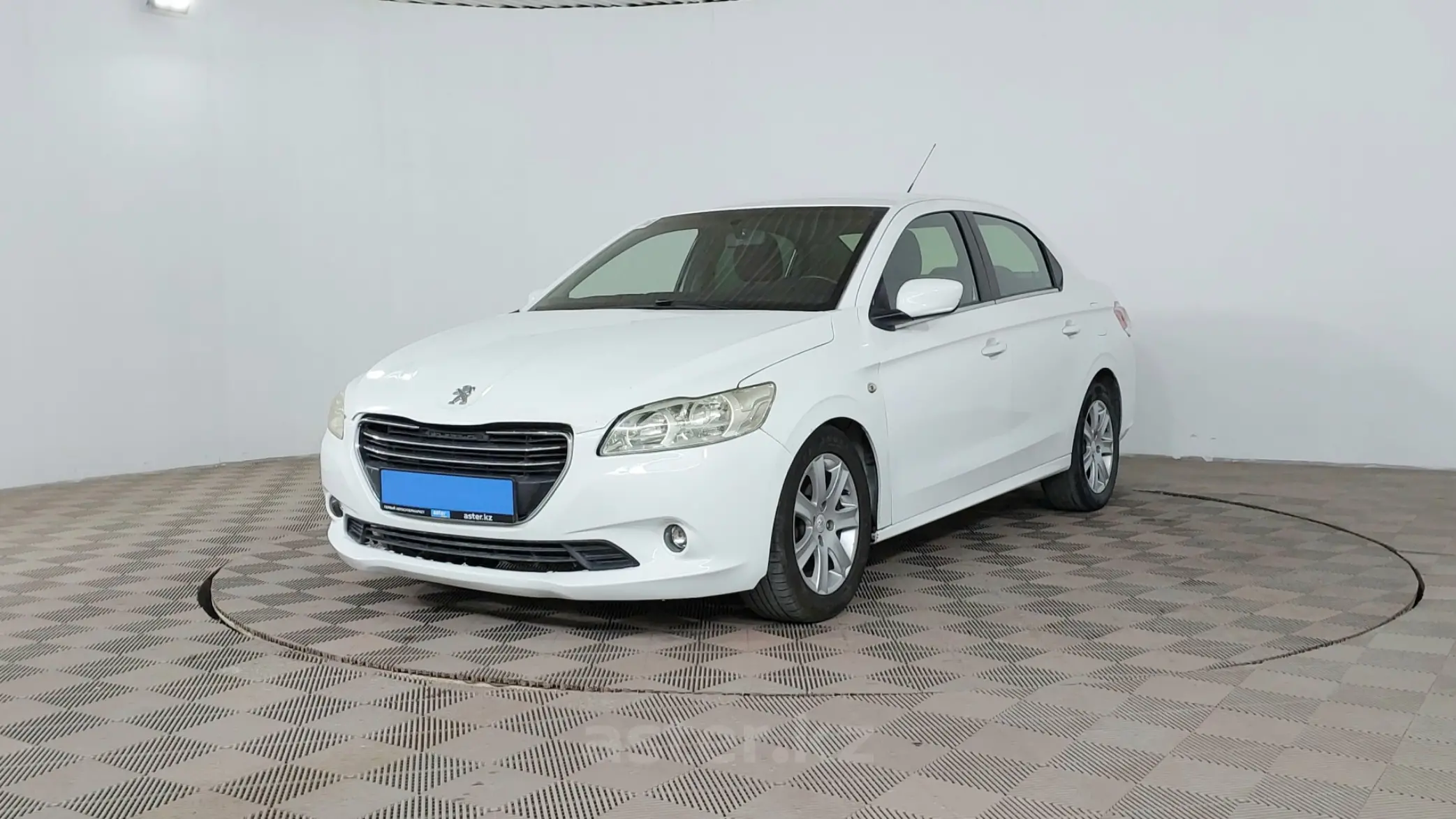 Peugeot 301 2014