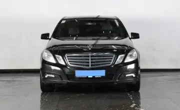Mercedes-Benz E-Класс 2010 года за 6 050 000 тг. в Астана фото 2