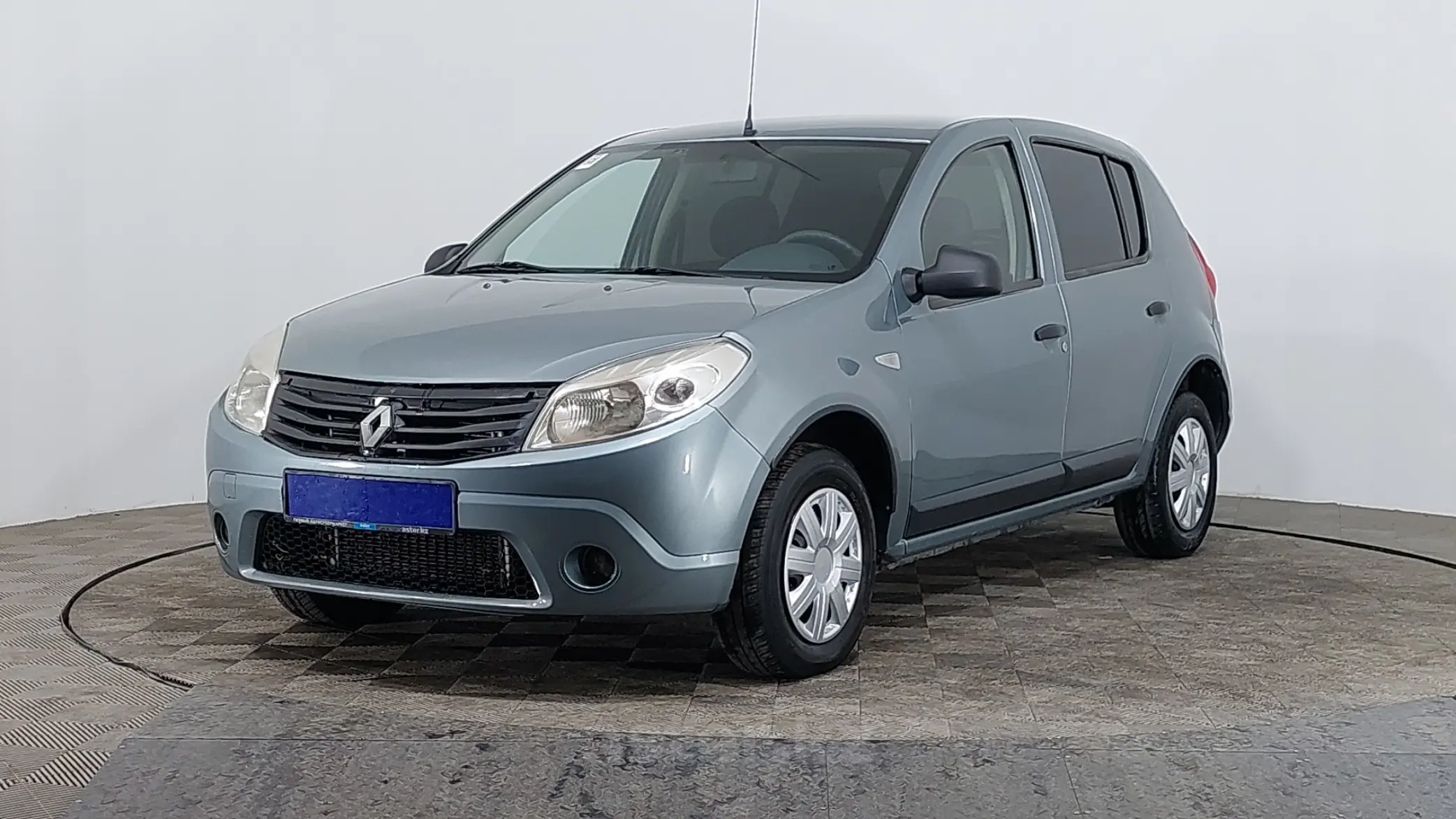 Renault Sandero 2013