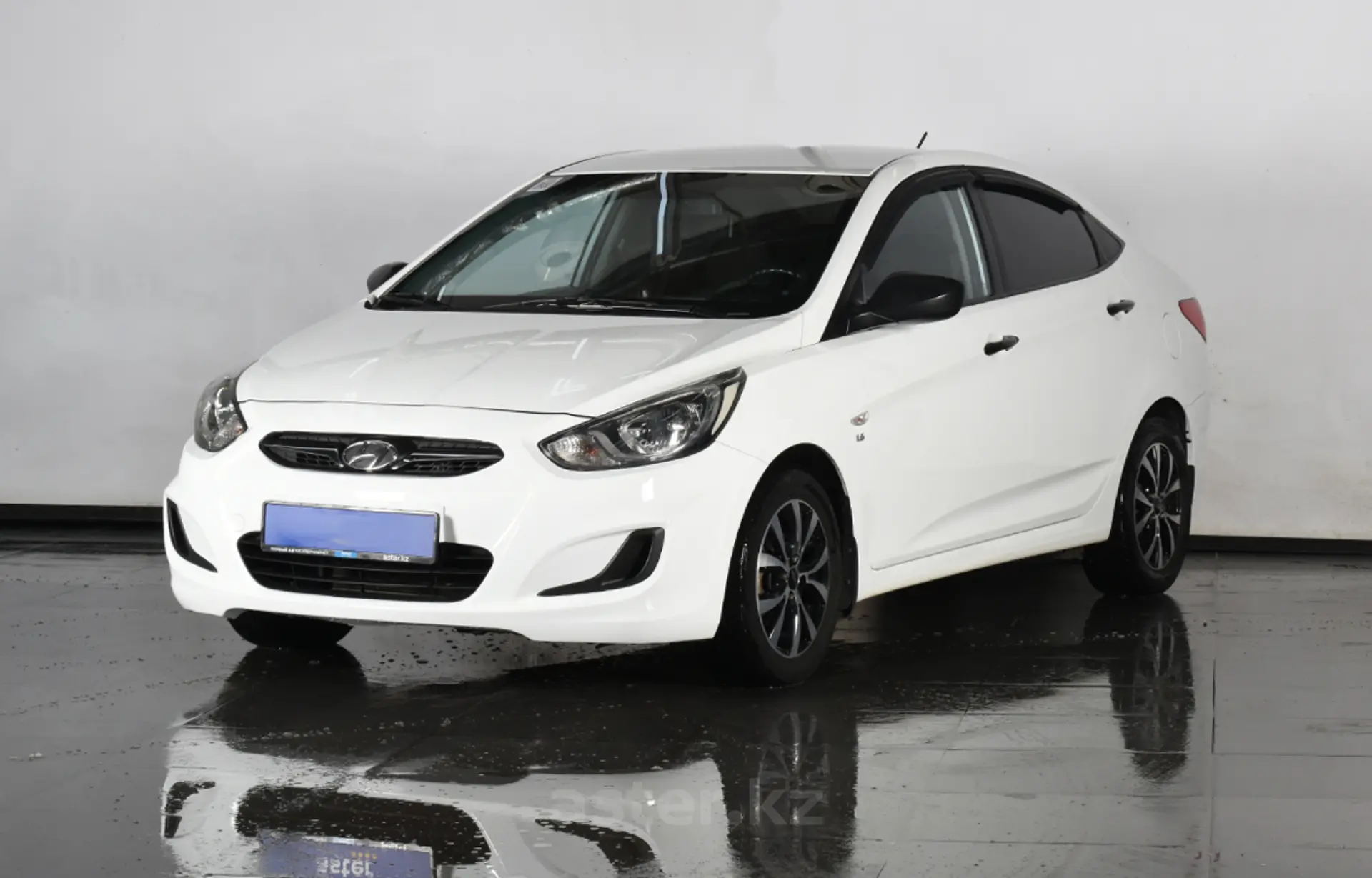 Hyundai Accent 2014