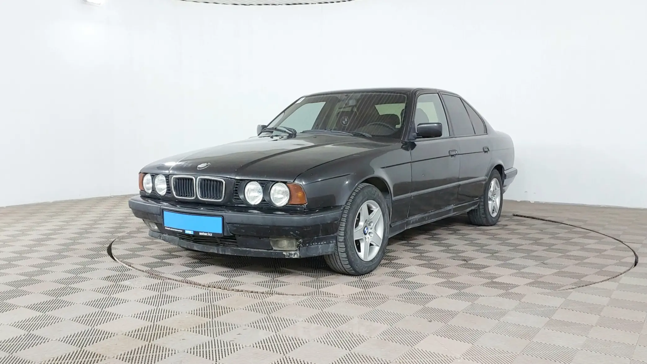 BMW 5 серии 1993