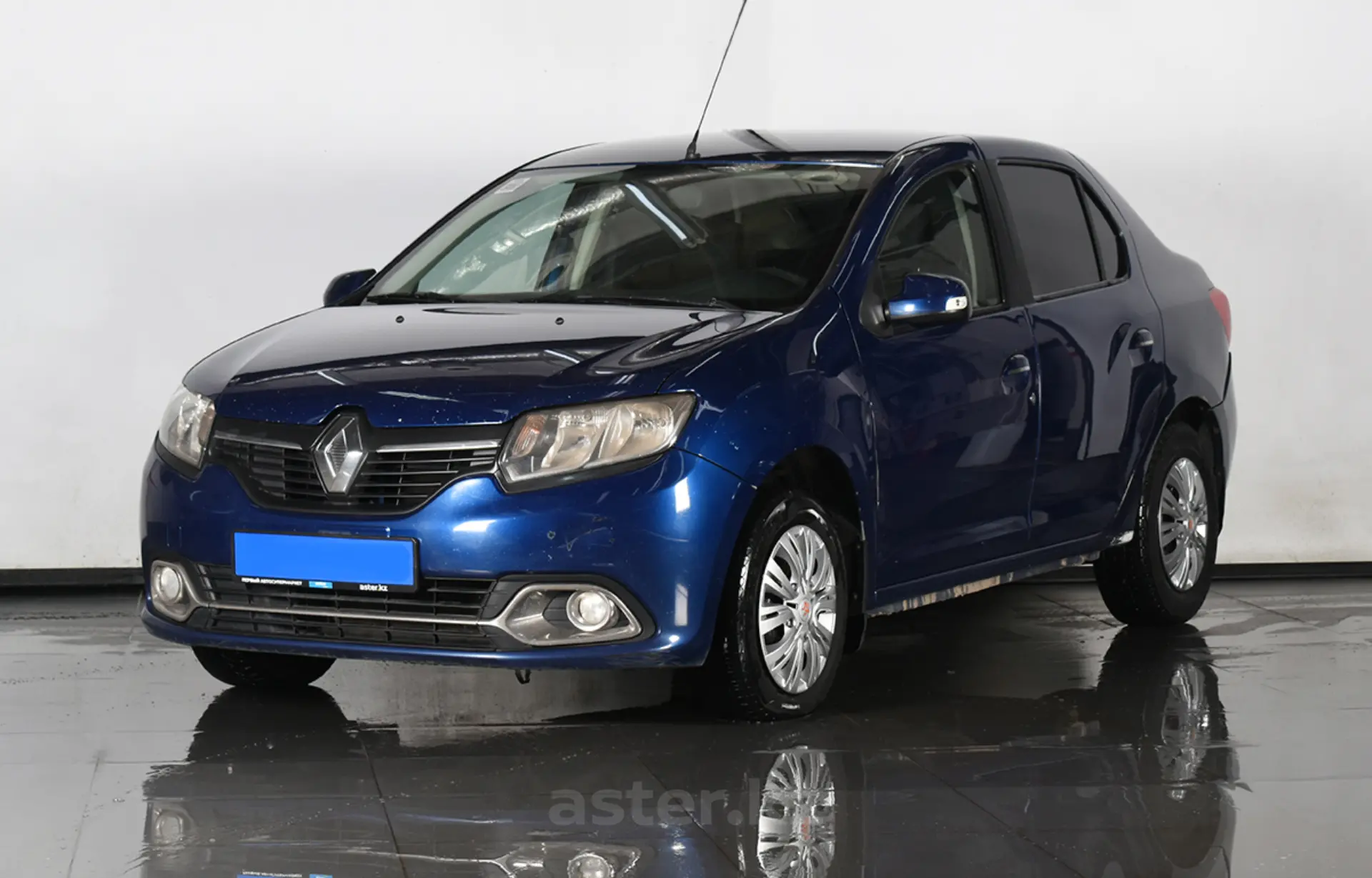 Renault Logan 2014