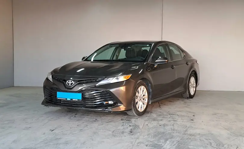 Toyota Camry 2020 года за 13 086 000 тг. в Шымкент
