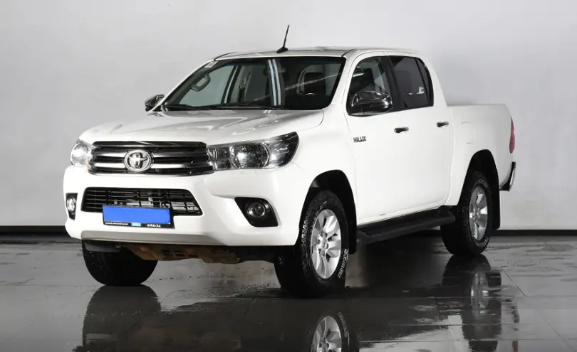 Toyota Hilux 2018 года за 14 362 000 тг. в Астана