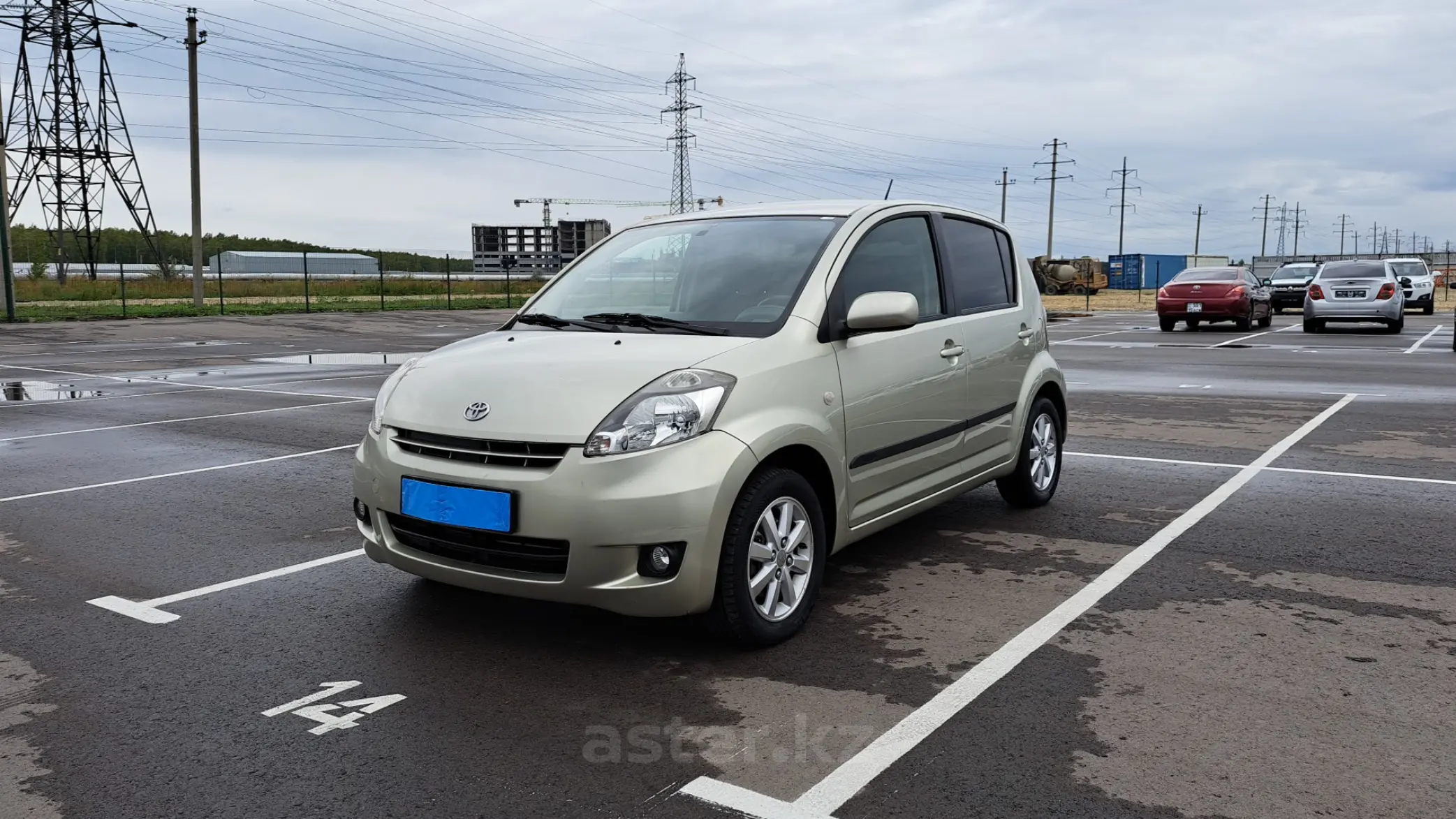 Daihatsu Sirion 2010