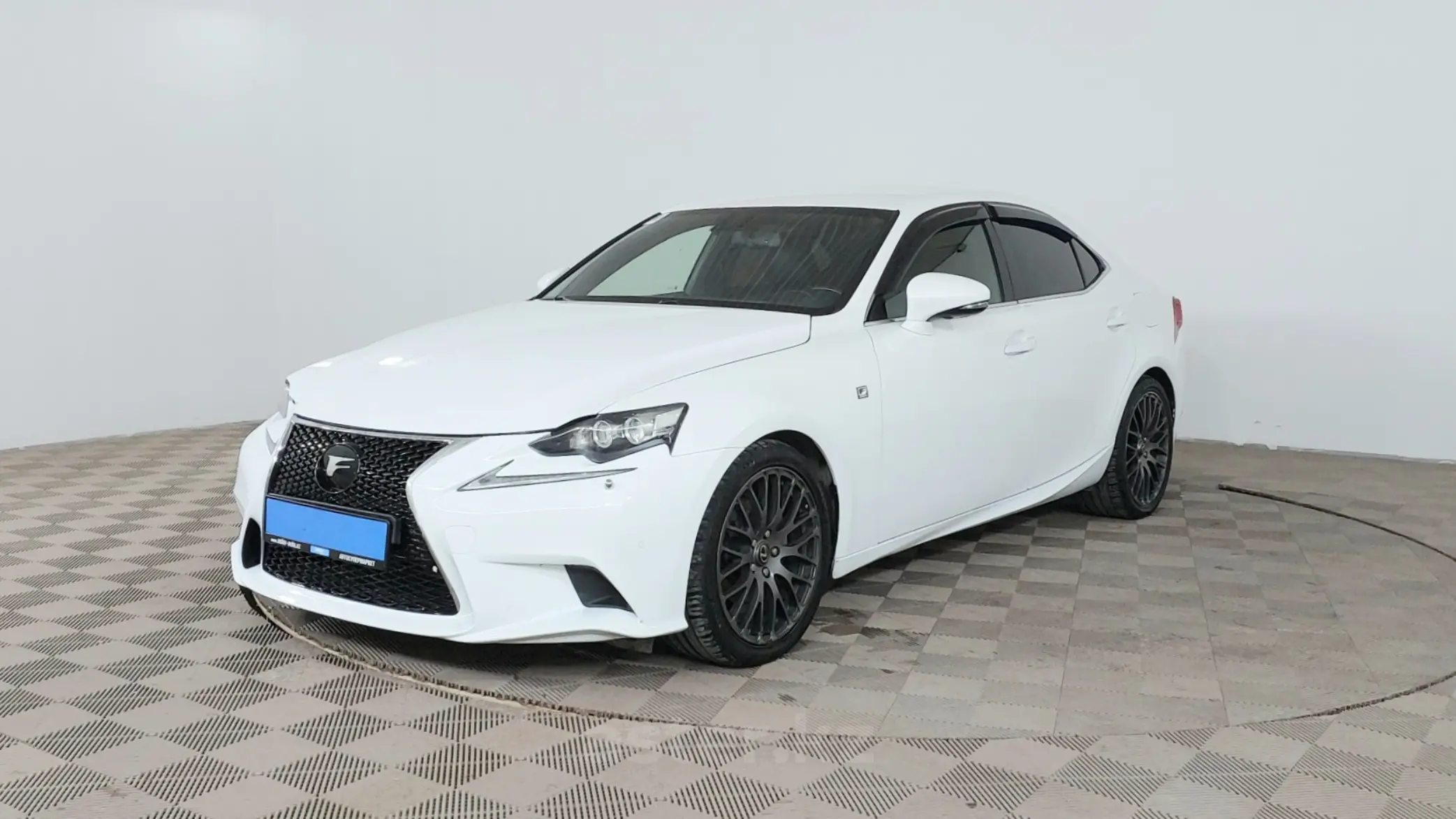 Lexus IS 2014