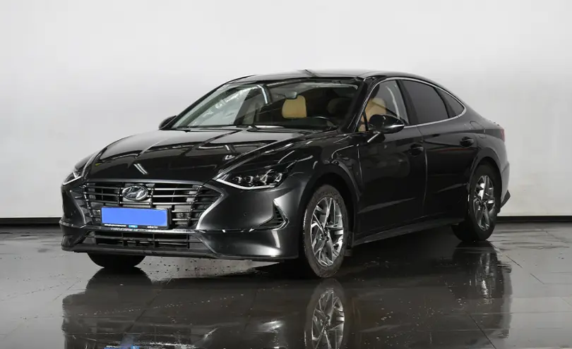 Hyundai Sonata 2022 года за 13 490 000 тг. в Астана