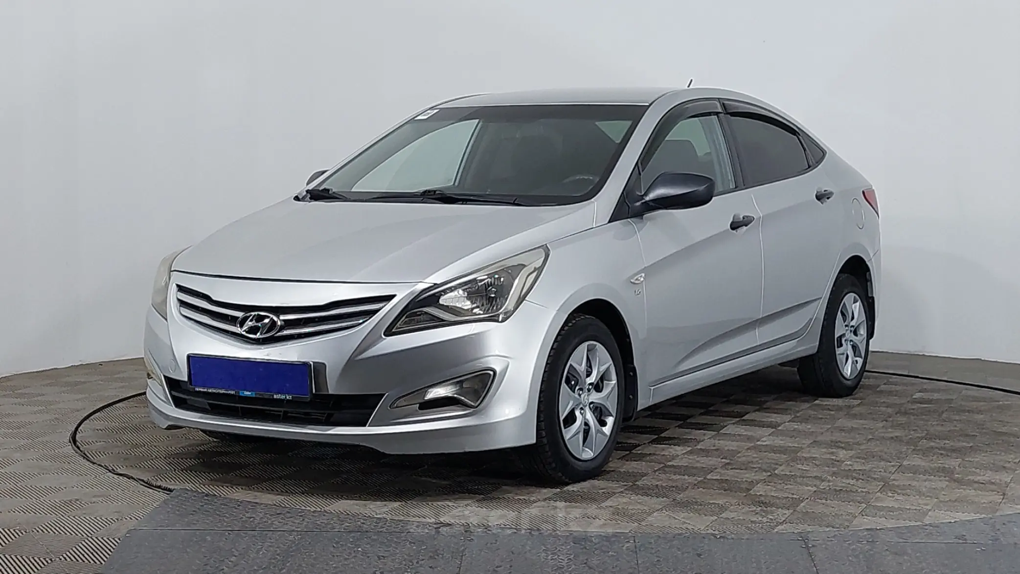 Hyundai Solaris 2015