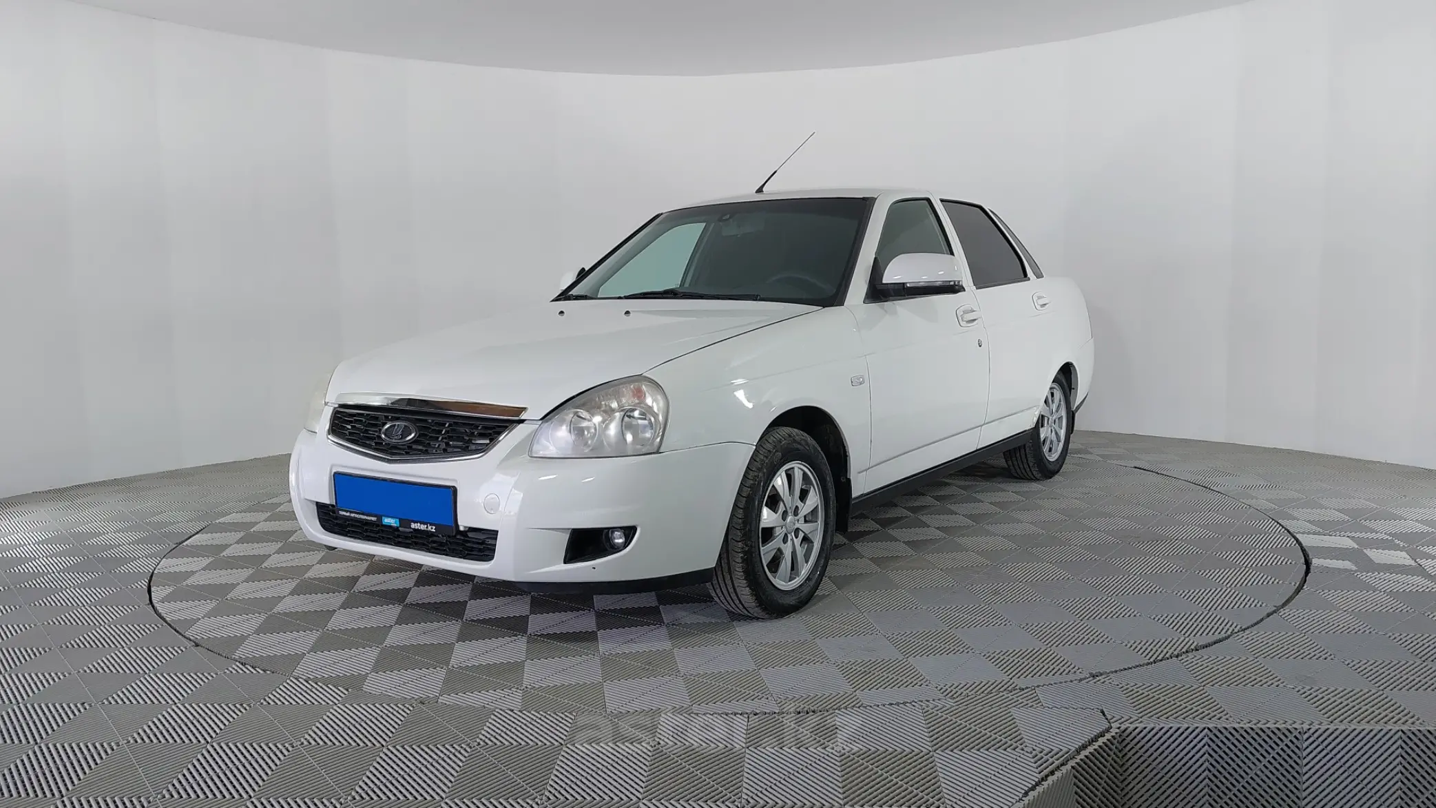 LADA (ВАЗ) Priora 2014