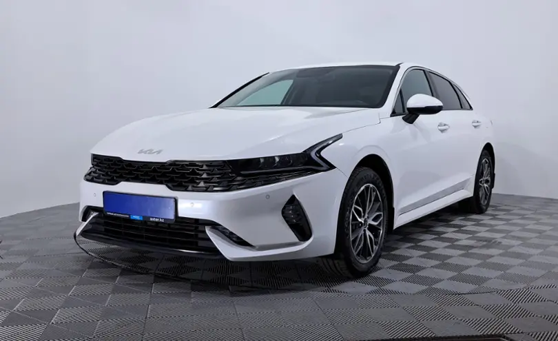 Kia K5 2021 года за 13 100 000 тг. в Астана
