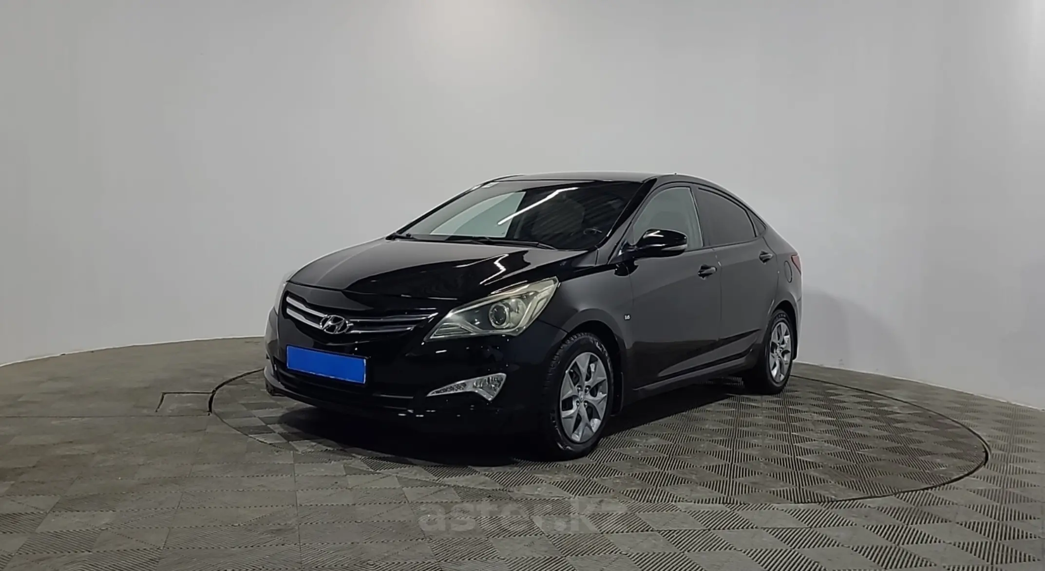 Hyundai Accent 2015