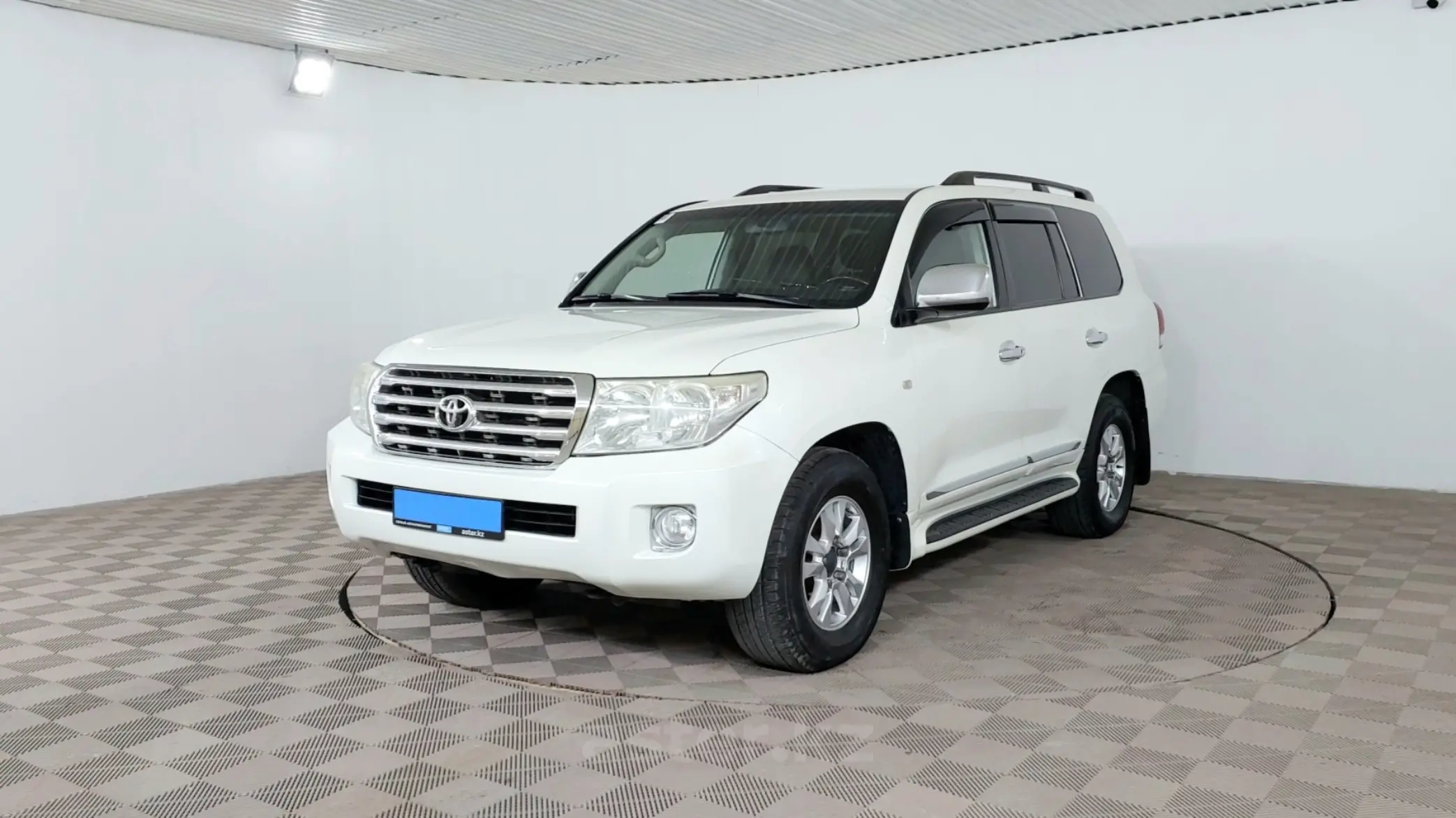 Toyota Land Cruiser 2010