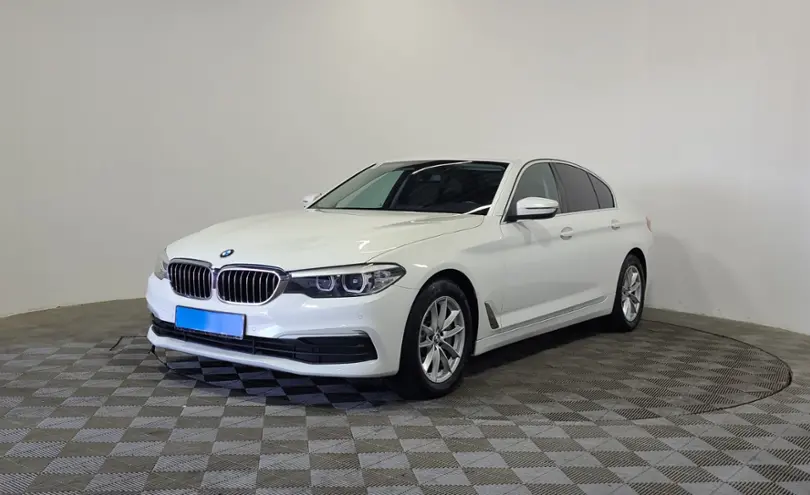 BMW 5 серии 2017 года за 12 990 000 тг. в Алматы
