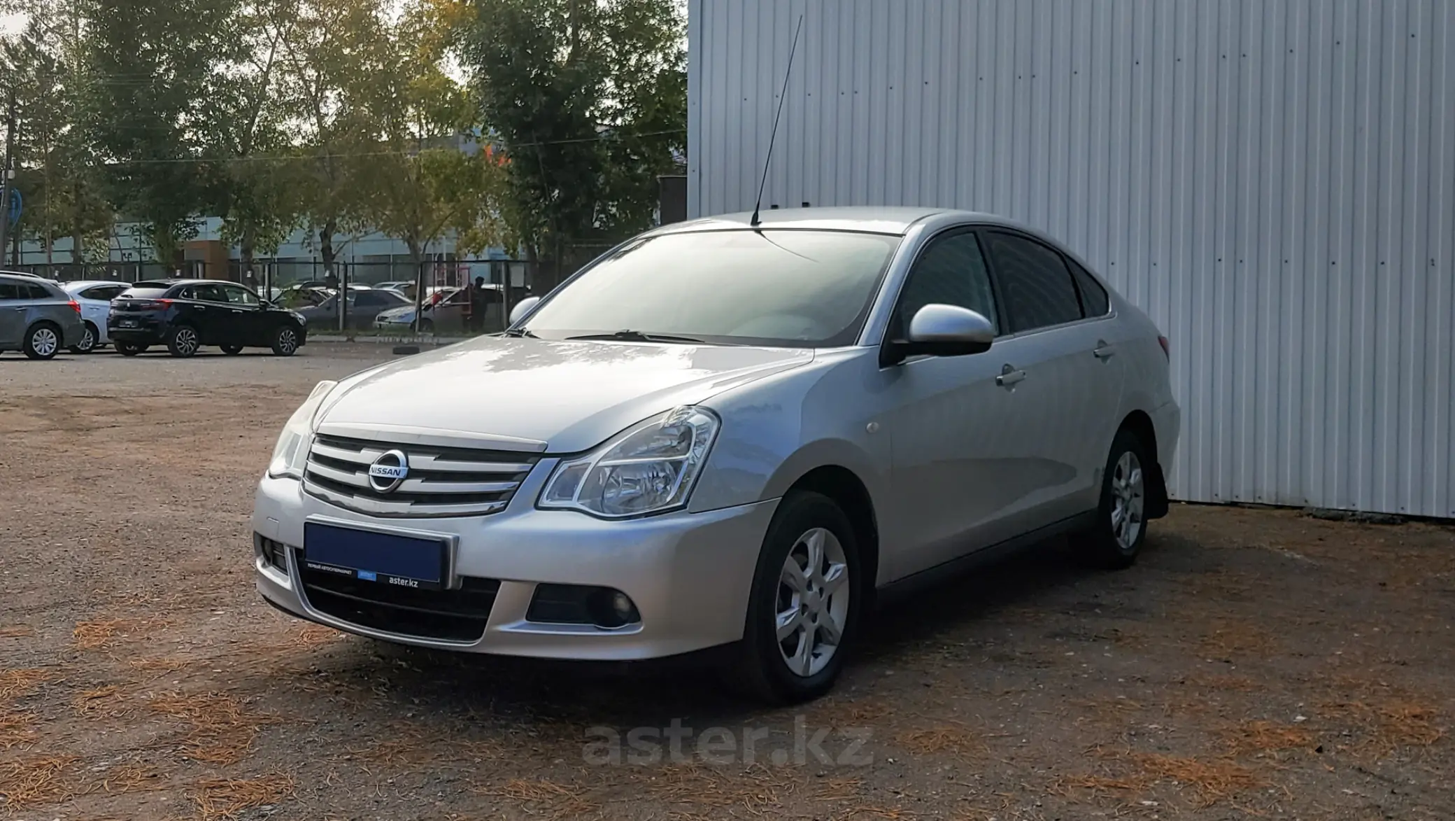 Nissan Almera 2015