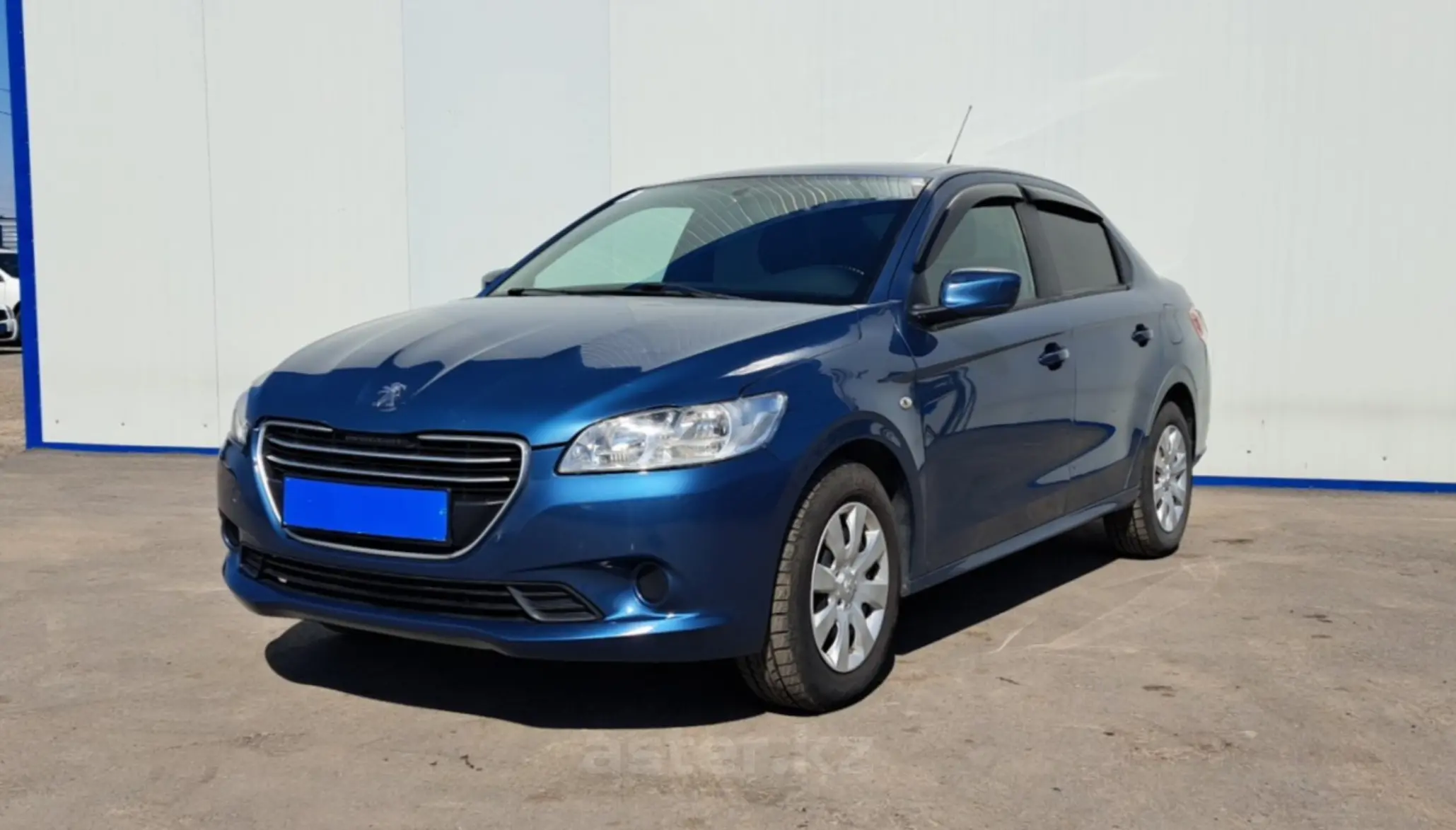 Peugeot 301 2013