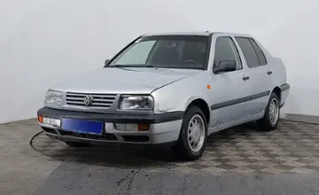 Volkswagen Vento 1994 года за 1 290 000 тг. в Астана