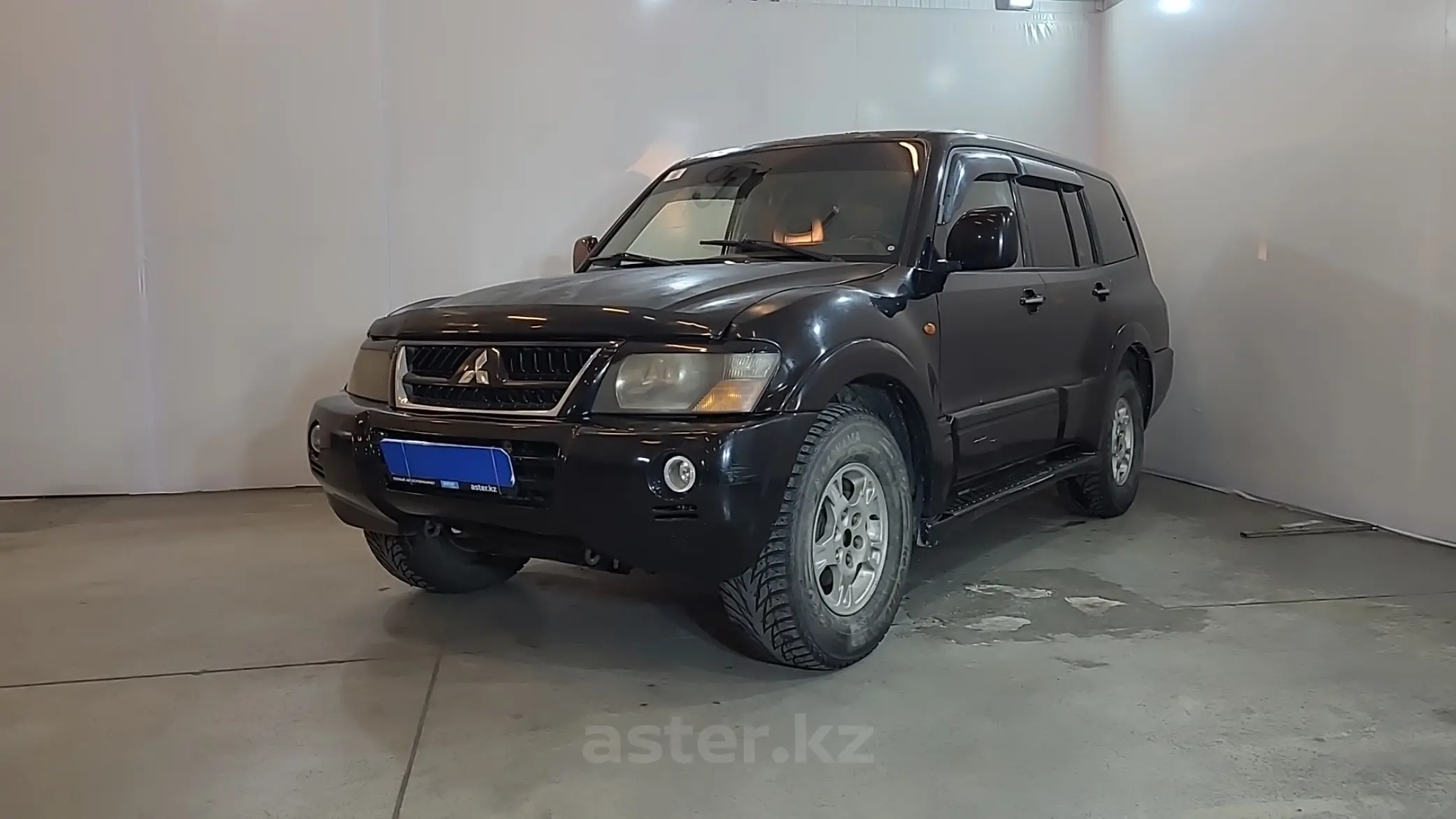 Mitsubishi Pajero 2003