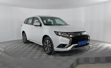 Mitsubishi Outlander 2022 года за 13 405 000 тг. в Актау фото 3