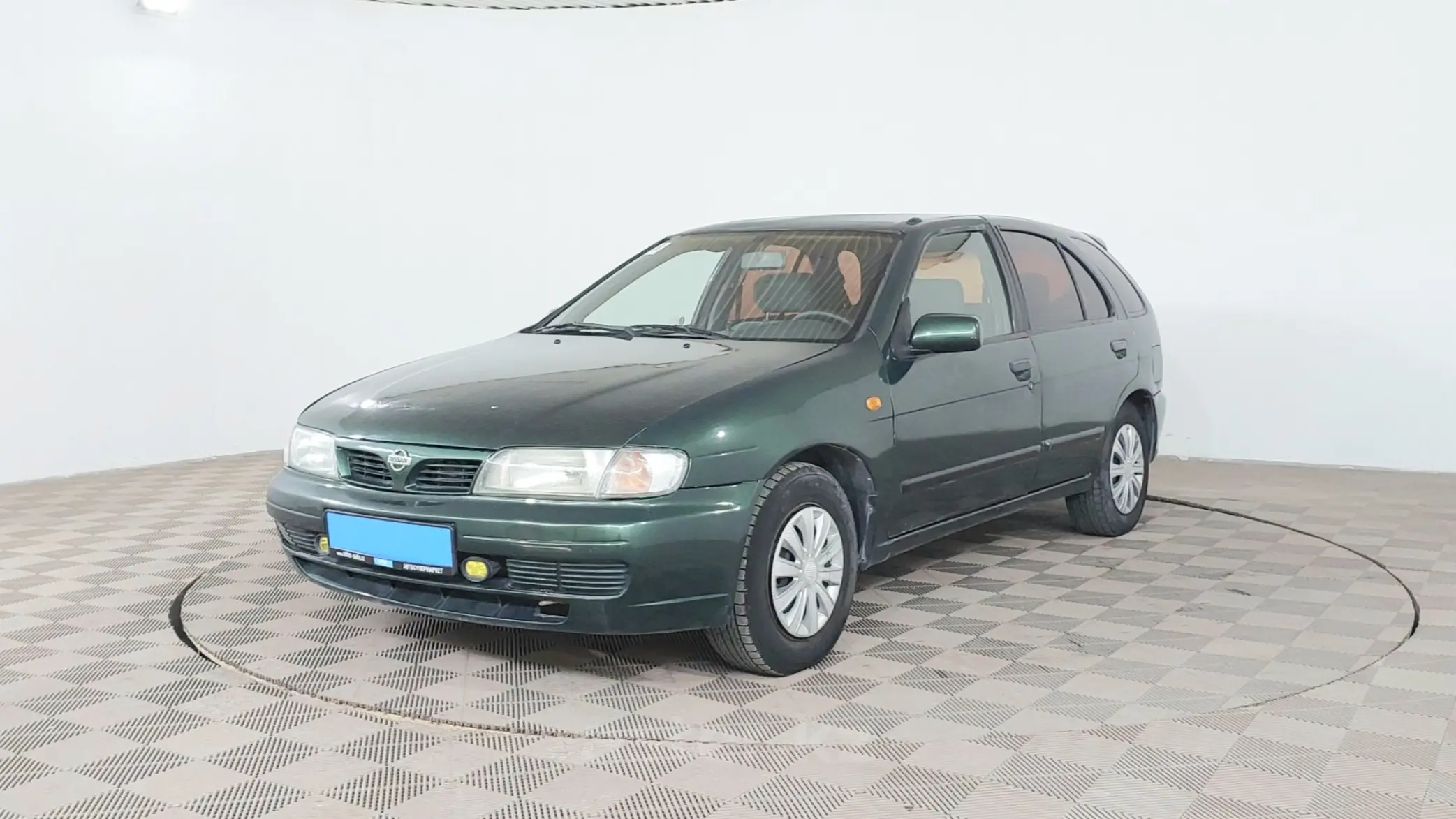 Nissan Almera 1996