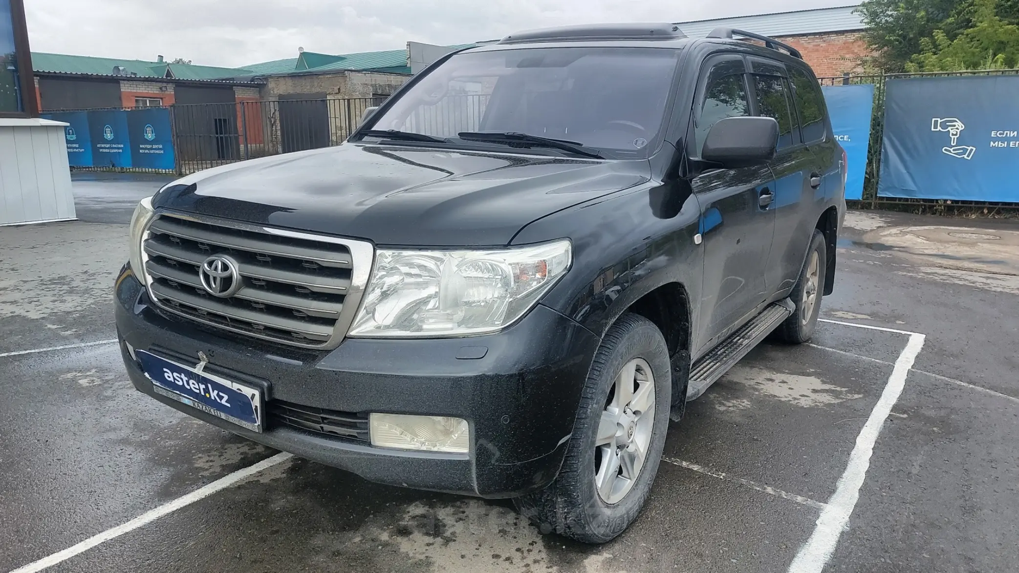 Toyota Land Cruiser 2010