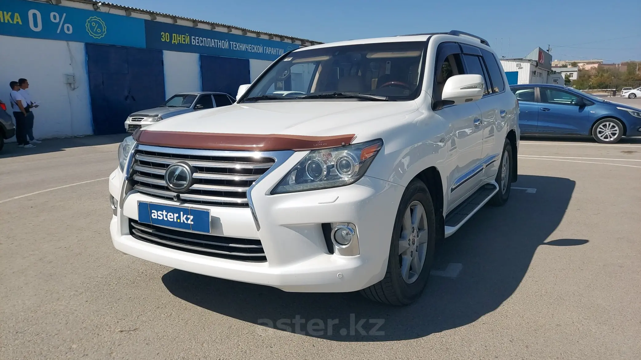 Lexus LX 2009