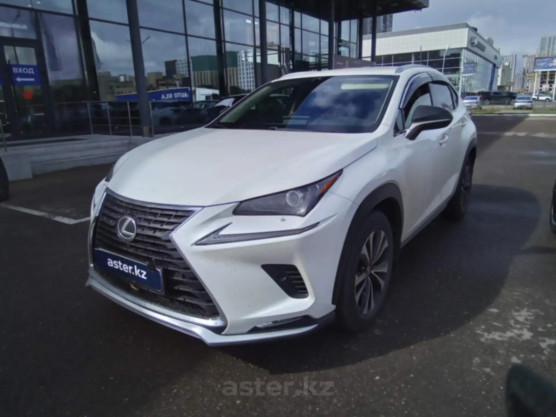 Lexus NX 2020