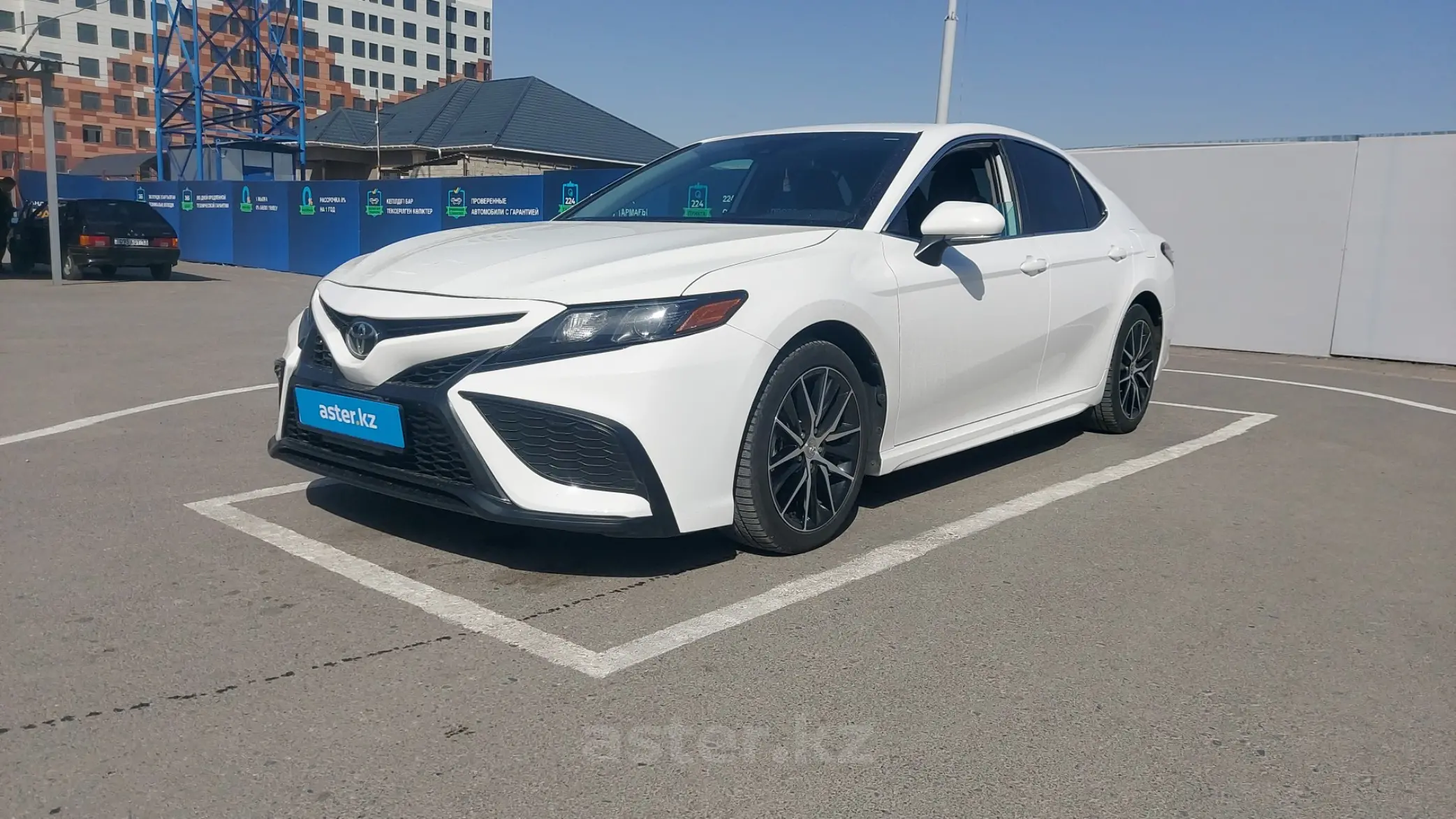 Toyota Camry 2021