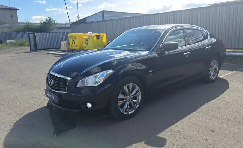 Infiniti Q70 2014 года за 13 000 000 тг. в Экибастуз