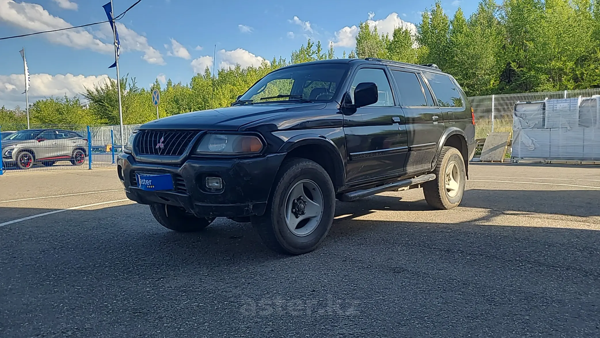 Mitsubishi Montero Sport 2000