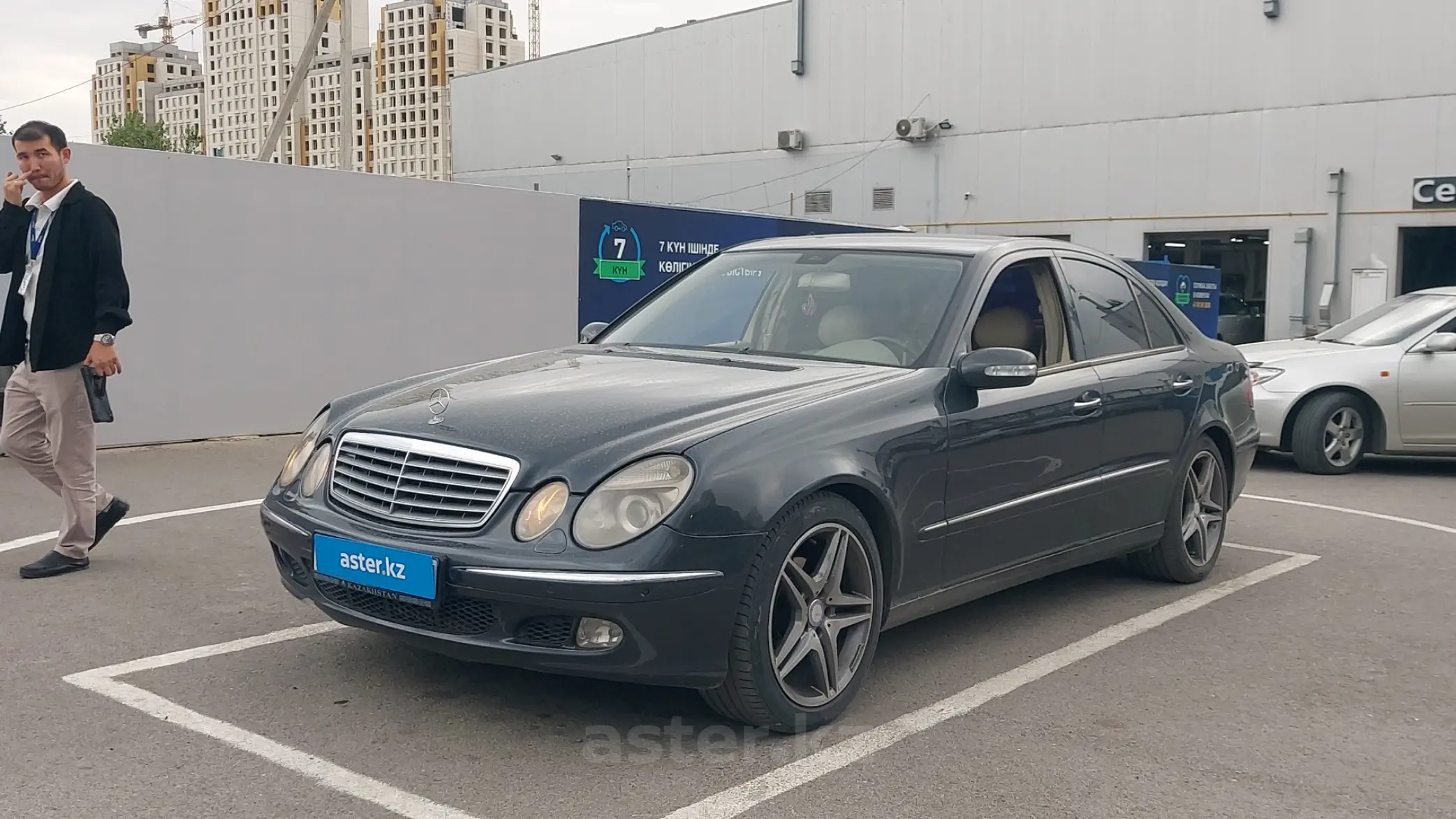 Mercedes-Benz E-Класс 2004