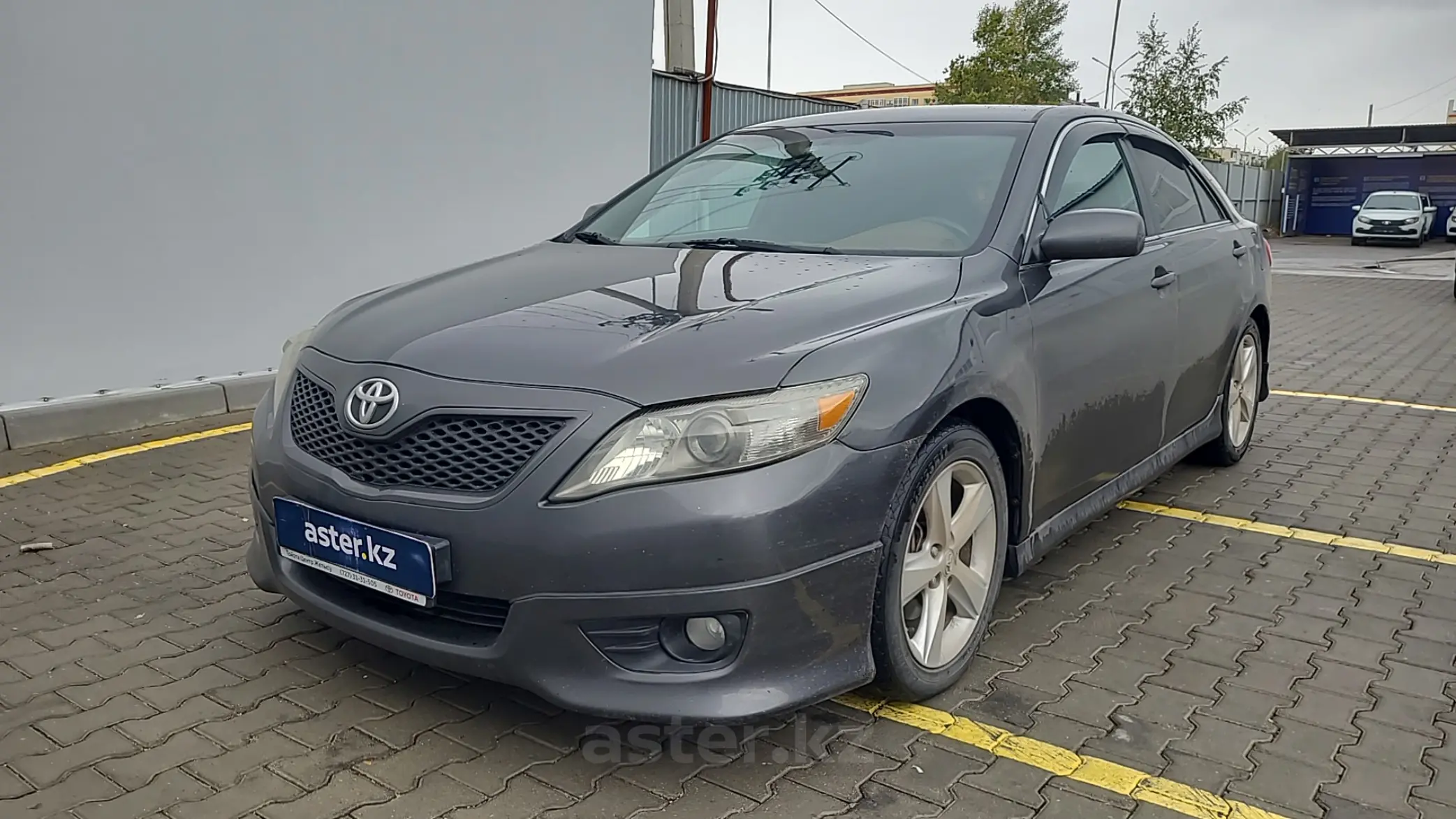 Toyota Camry 2011