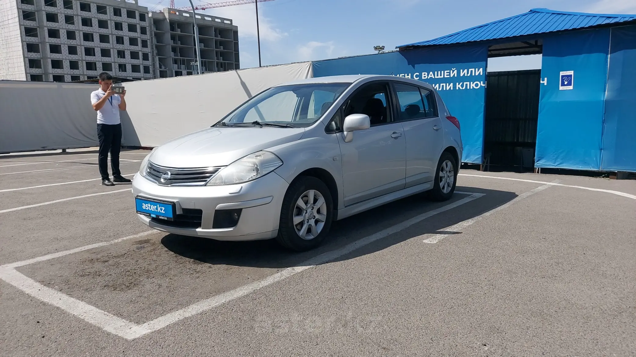 Nissan Tiida 2010