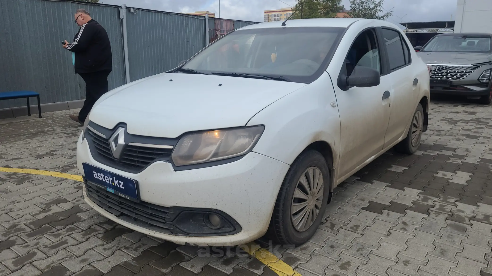 Renault Logan 2015