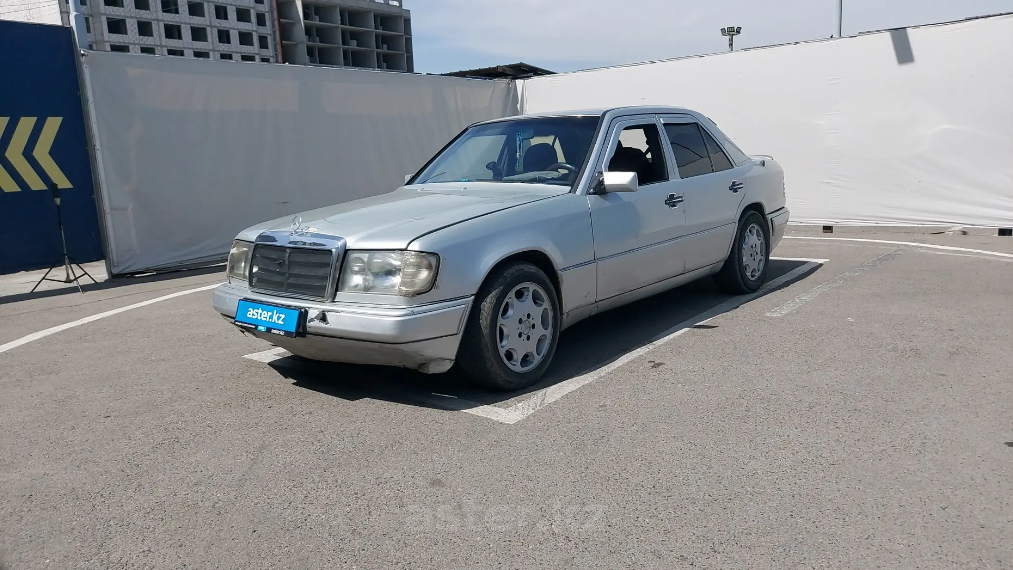 Mercedes-Benz E-Класс 1992