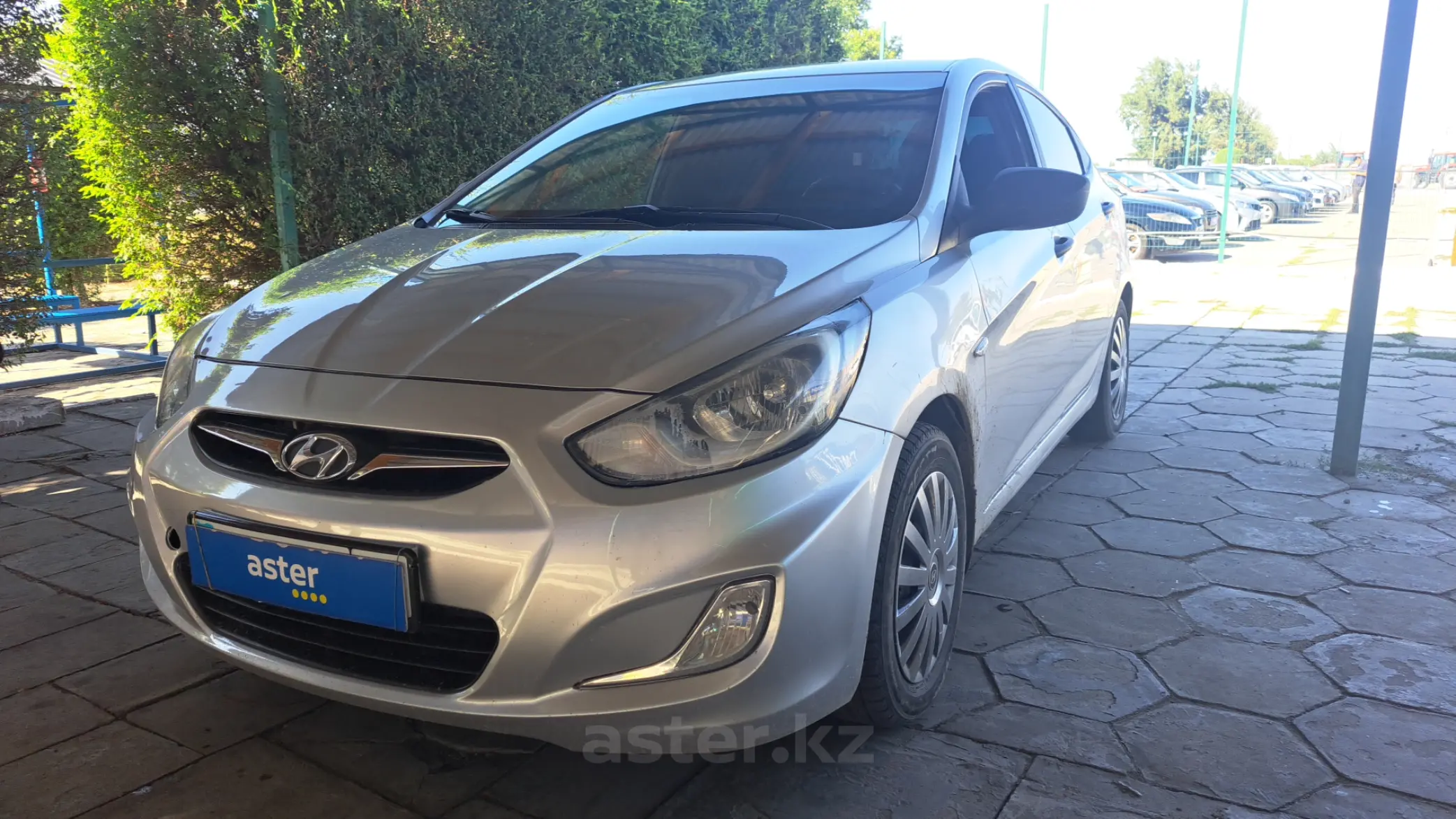 Hyundai Accent 2013