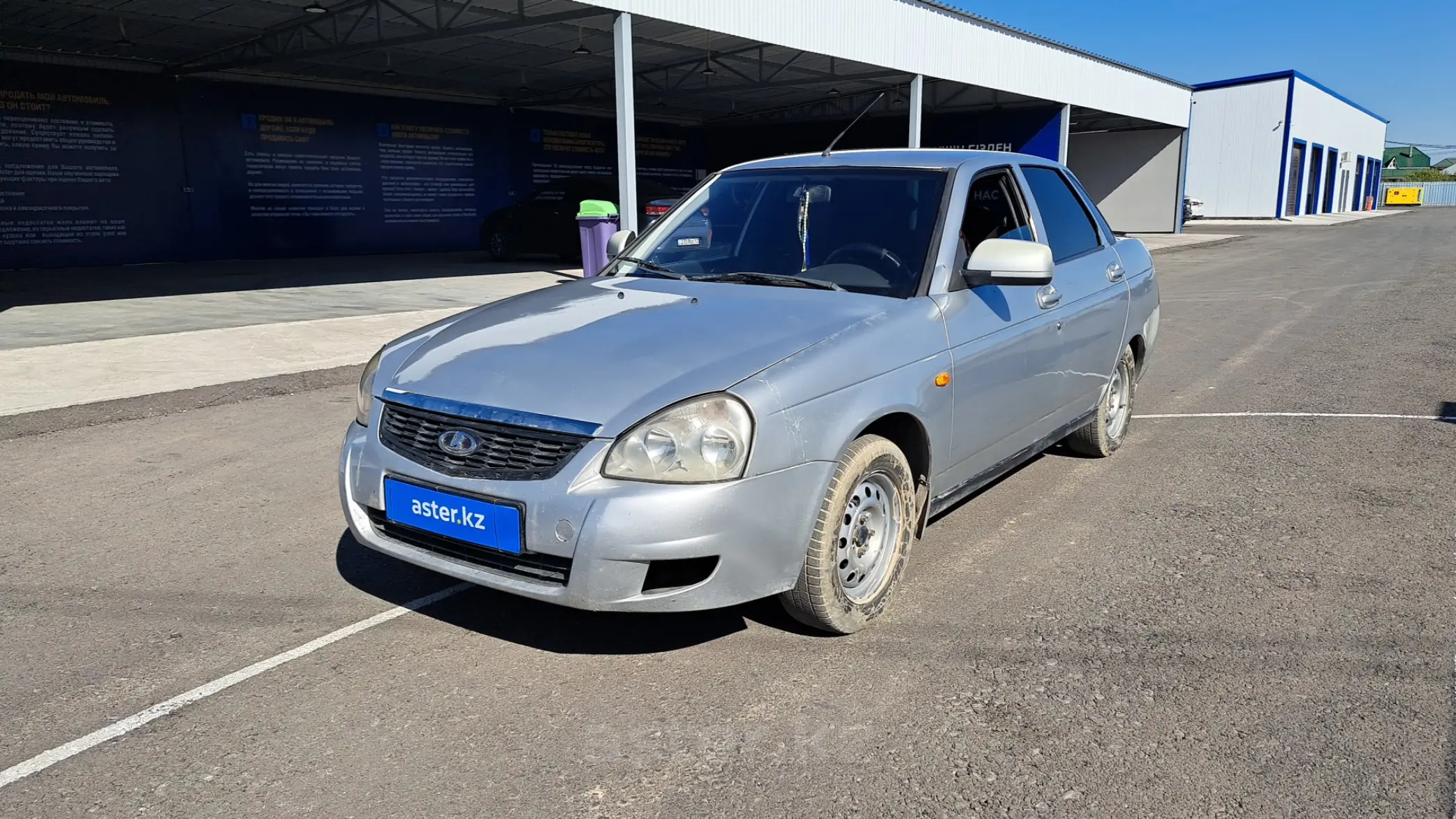 LADA (ВАЗ) Priora 2012