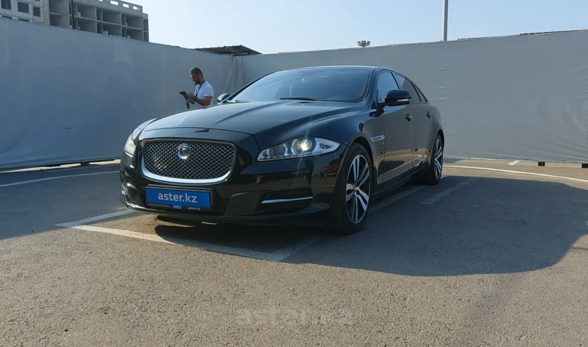 Jaguar XJ 2014