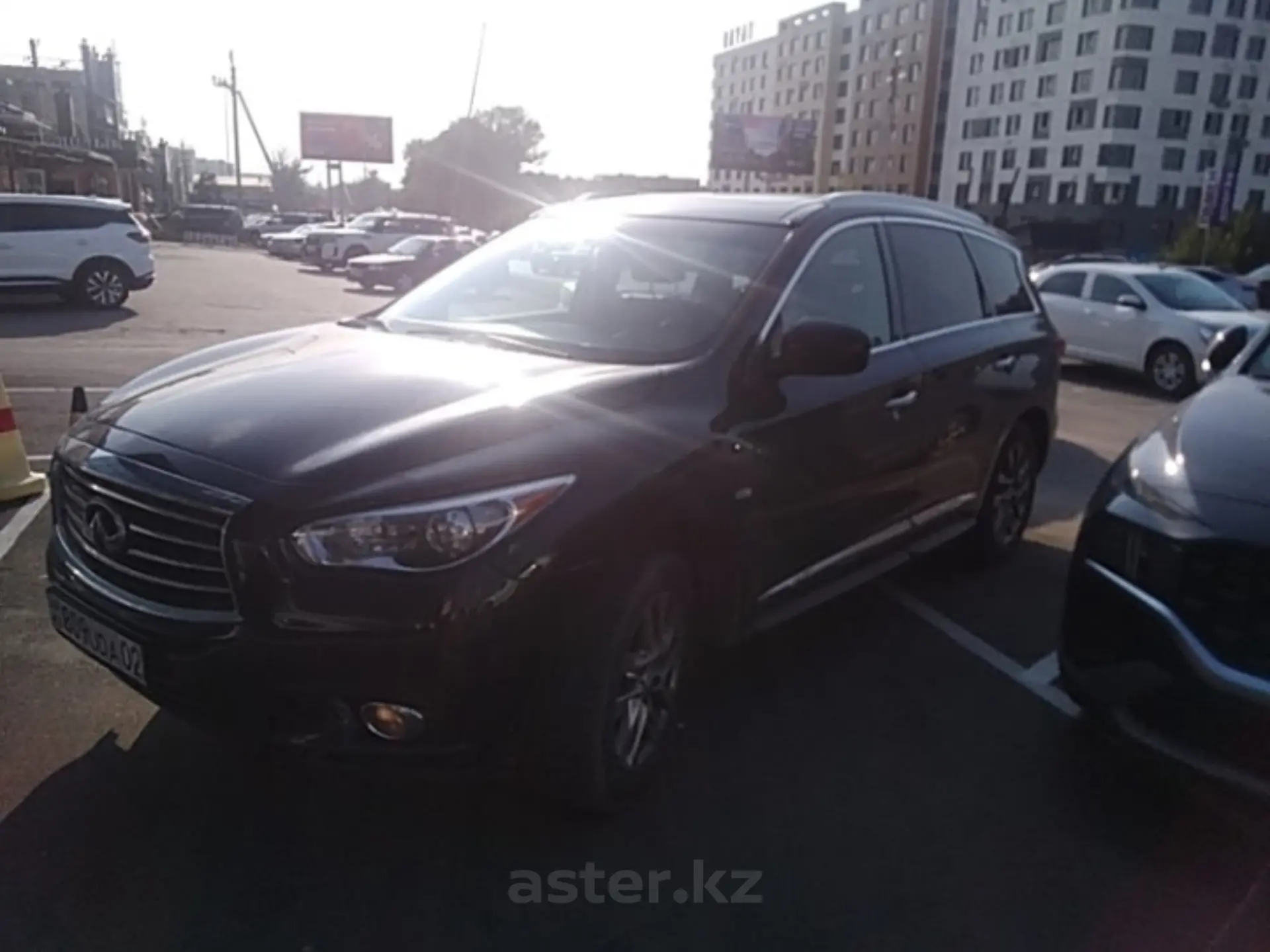 Infiniti JX 2013