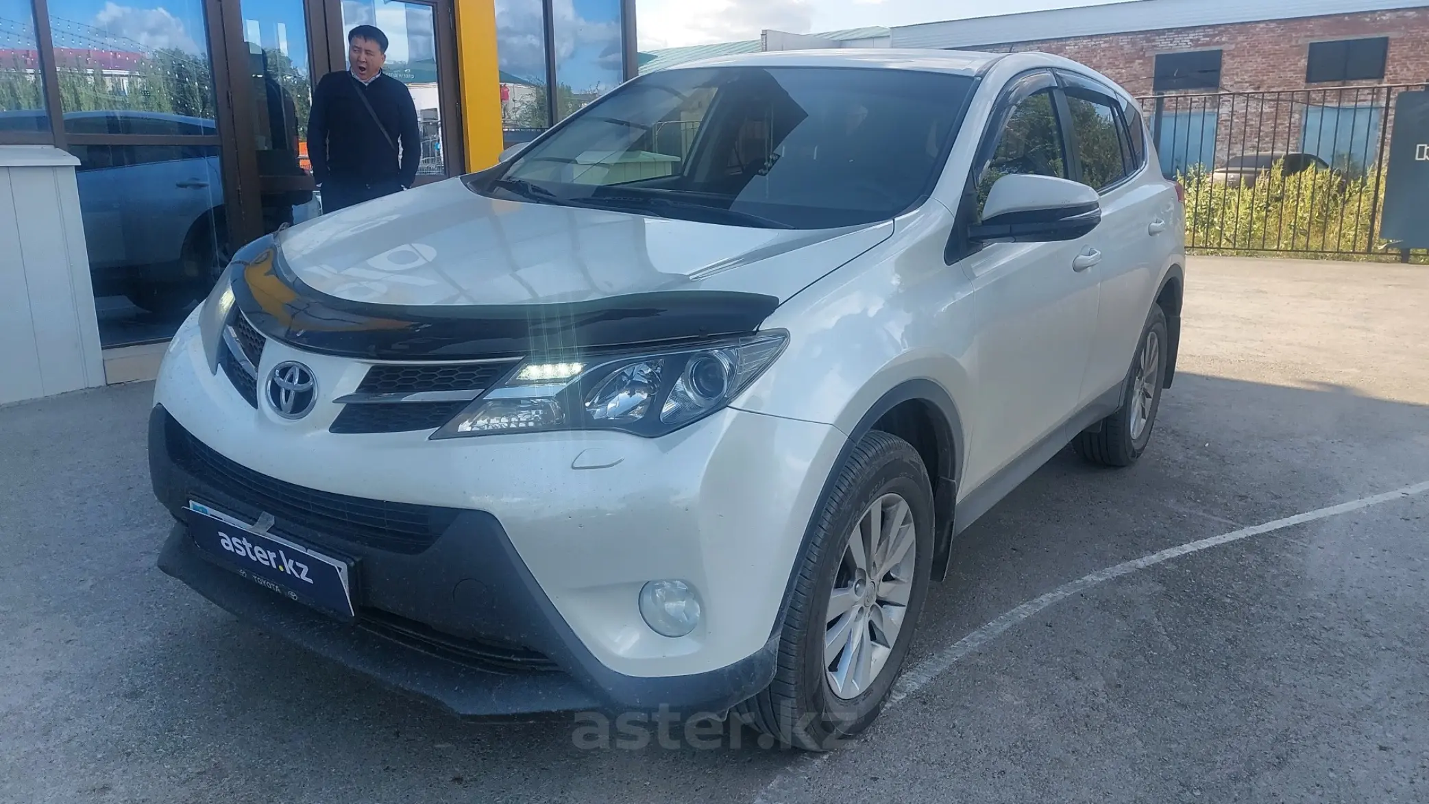 Toyota RAV4 2014