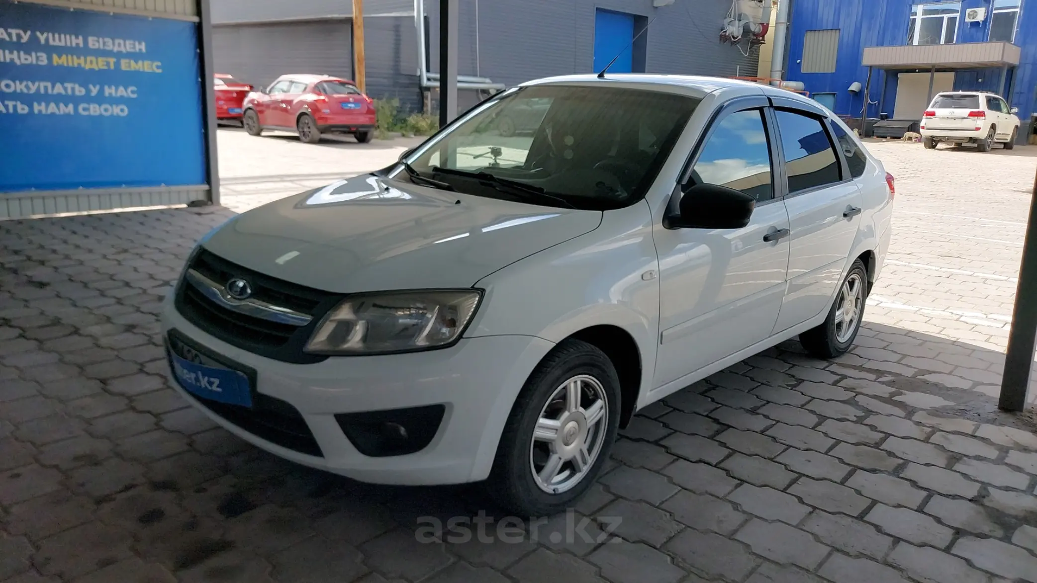 LADA (ВАЗ) Granta 2015