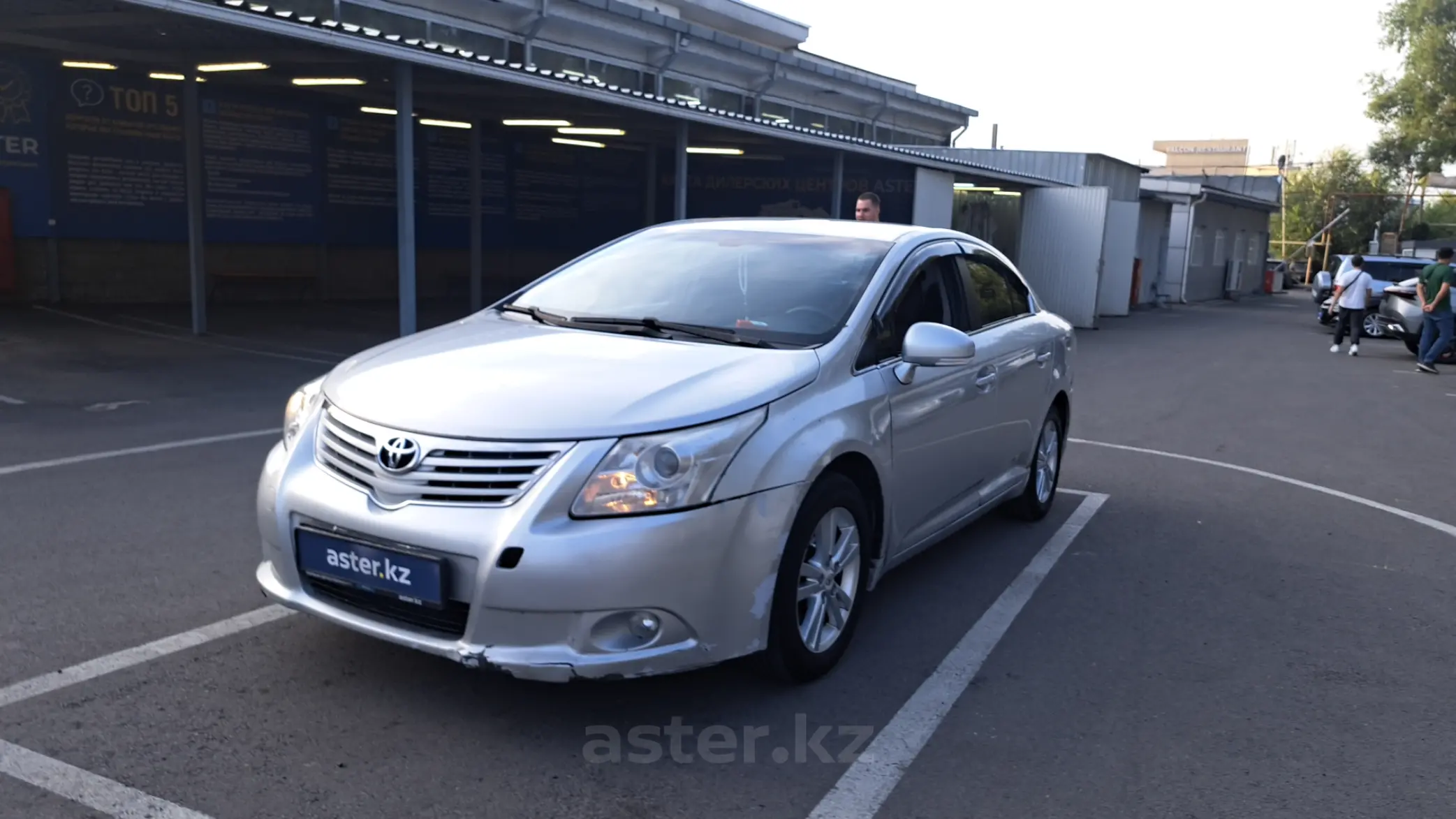 Toyota Avensis 2010