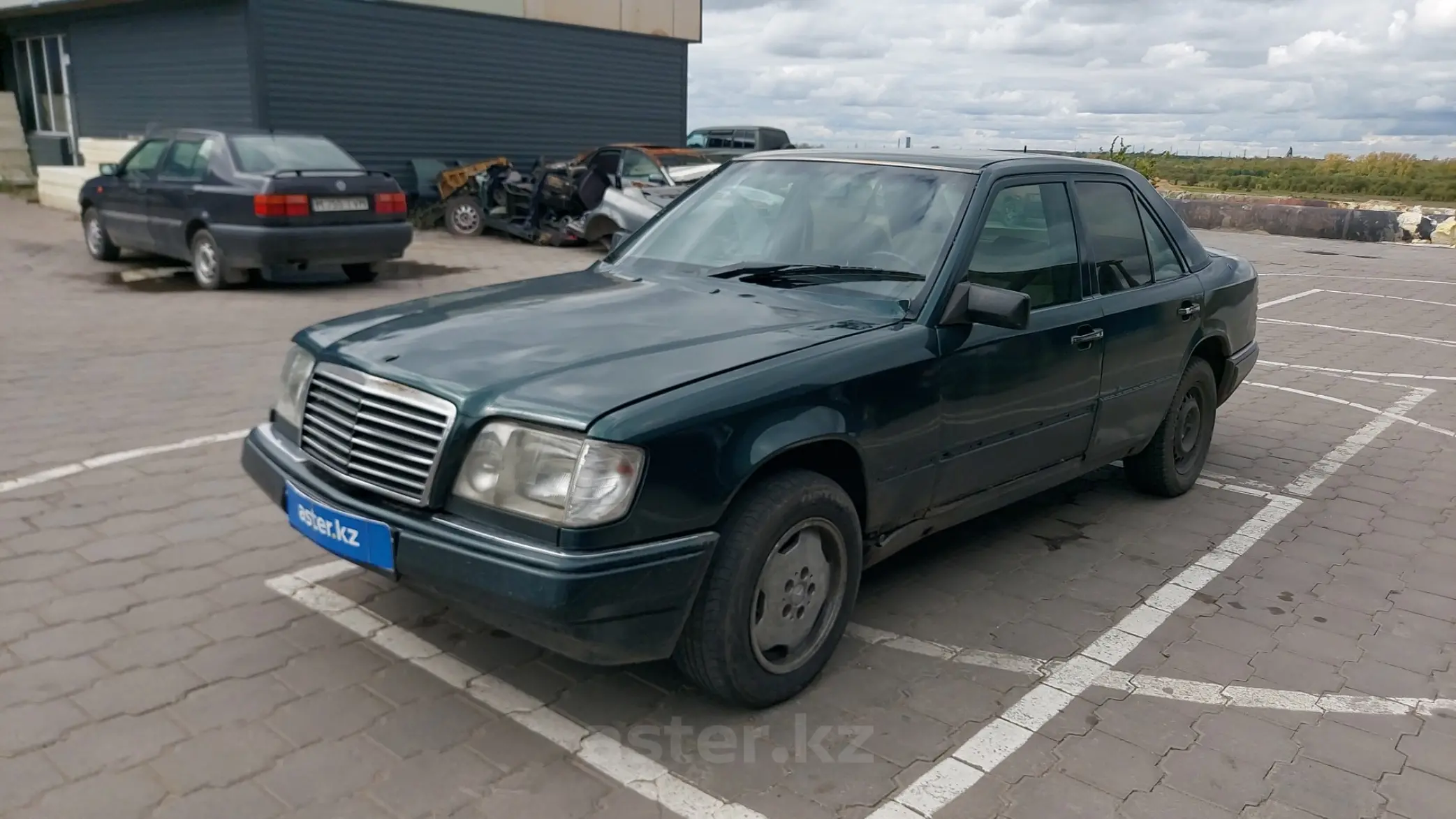 Mercedes-Benz E-Класс 1993