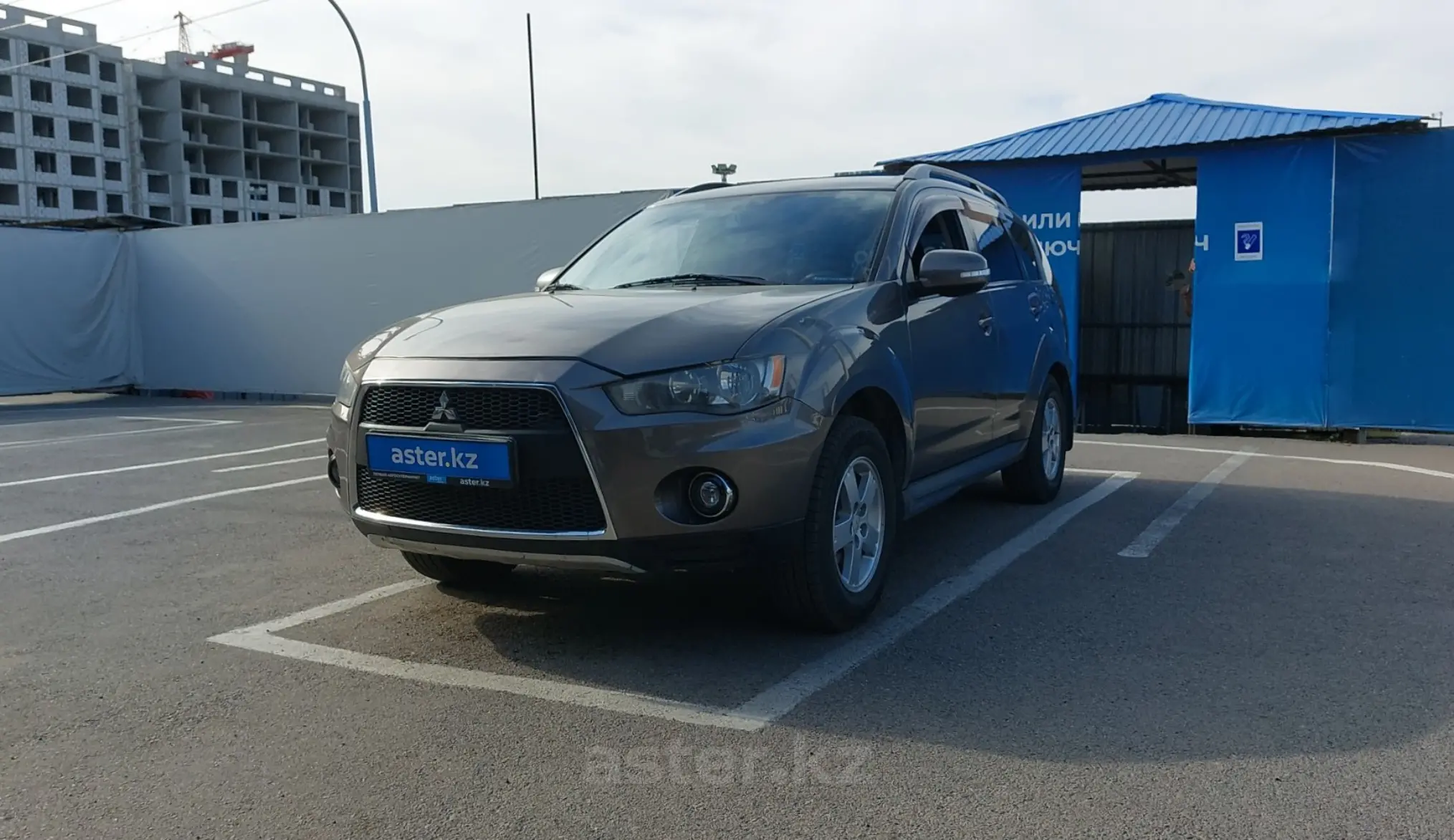 Mitsubishi Outlander 2011