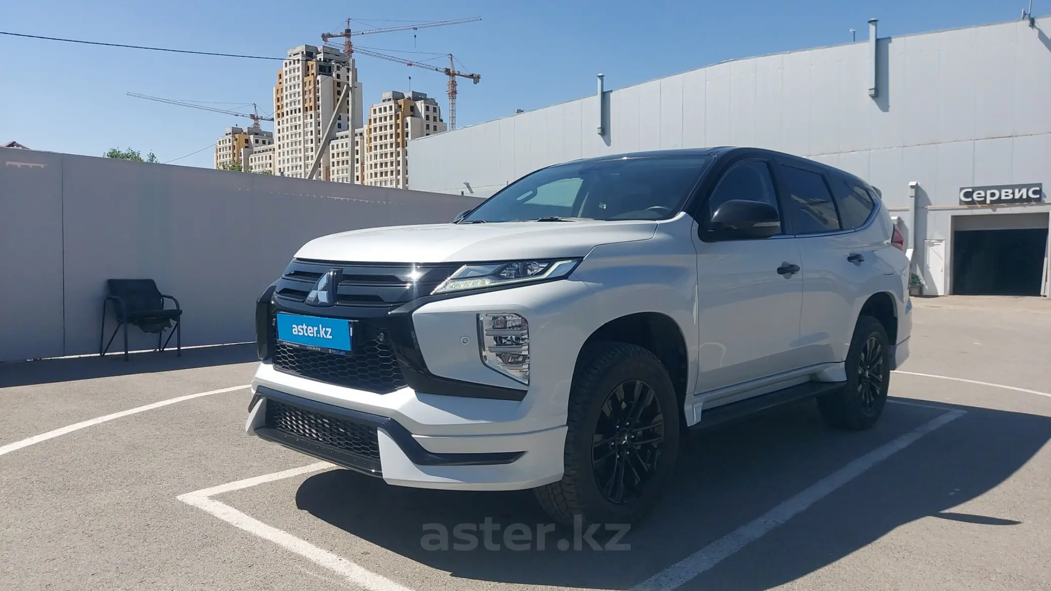 Mitsubishi Pajero Sport 2020