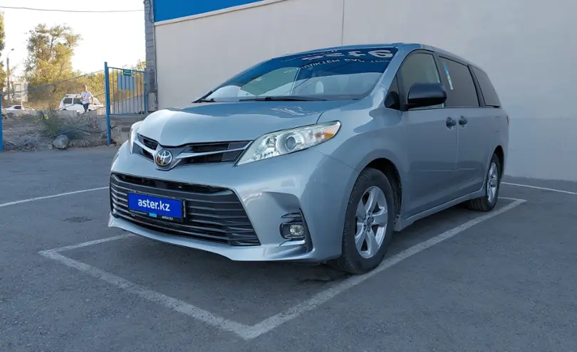 Toyota Sienna 2019 года за 17 000 000 тг. в Тараз