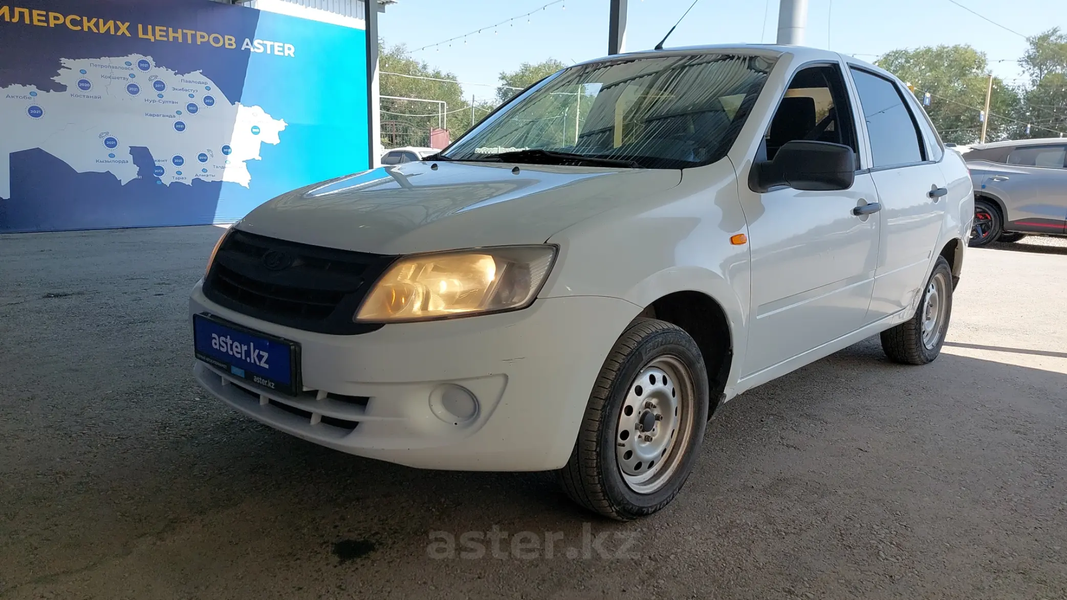 LADA (ВАЗ) Granta 2013