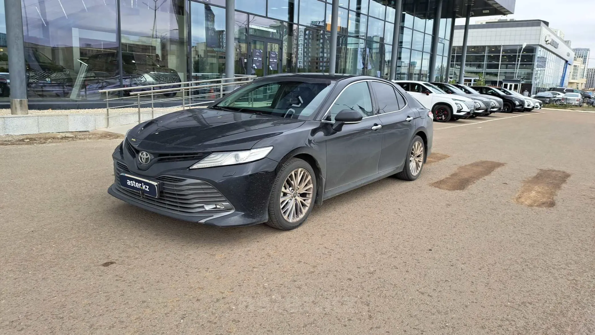 Toyota Camry 2019